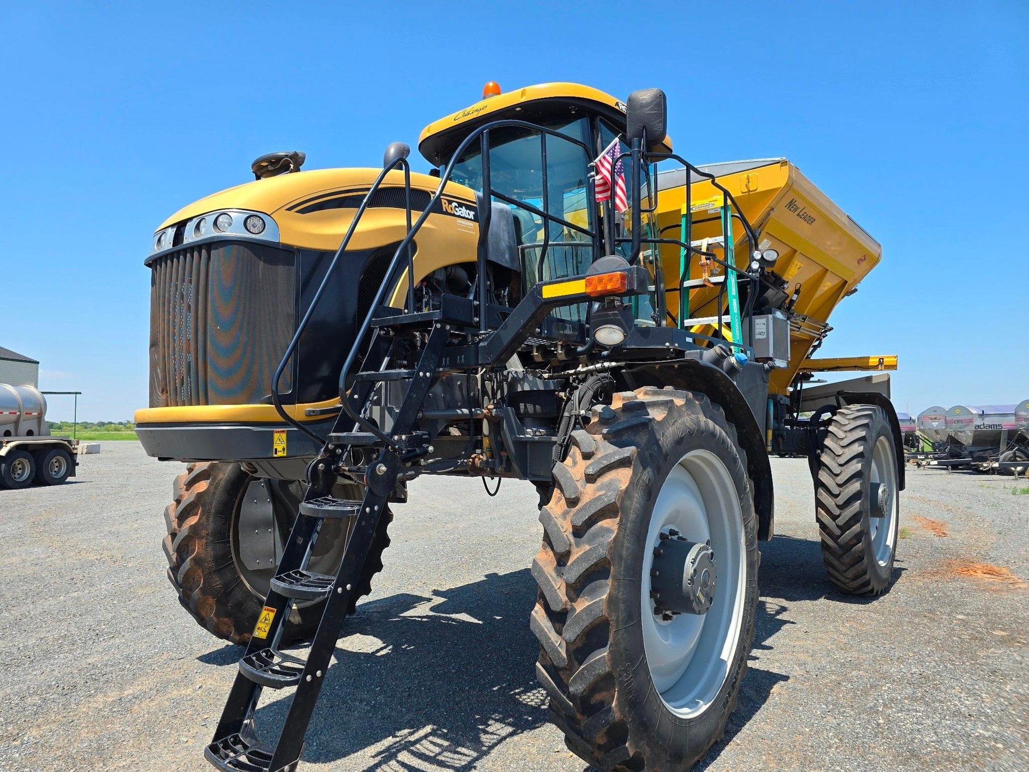 2017 Rogator RG1300B Dry Fertilizer Applicator (A61307)