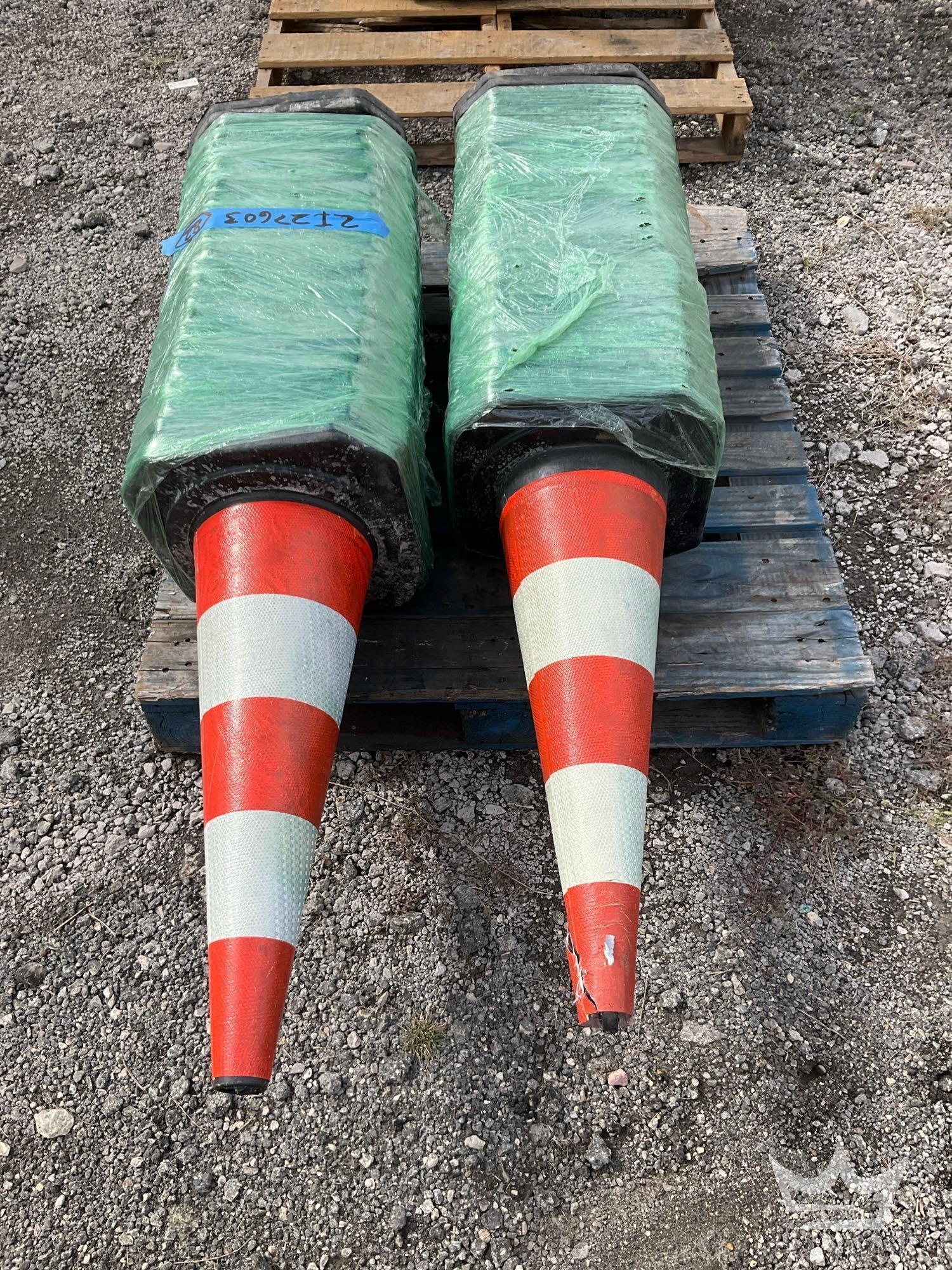 Traffic Safety Cones (A61567)