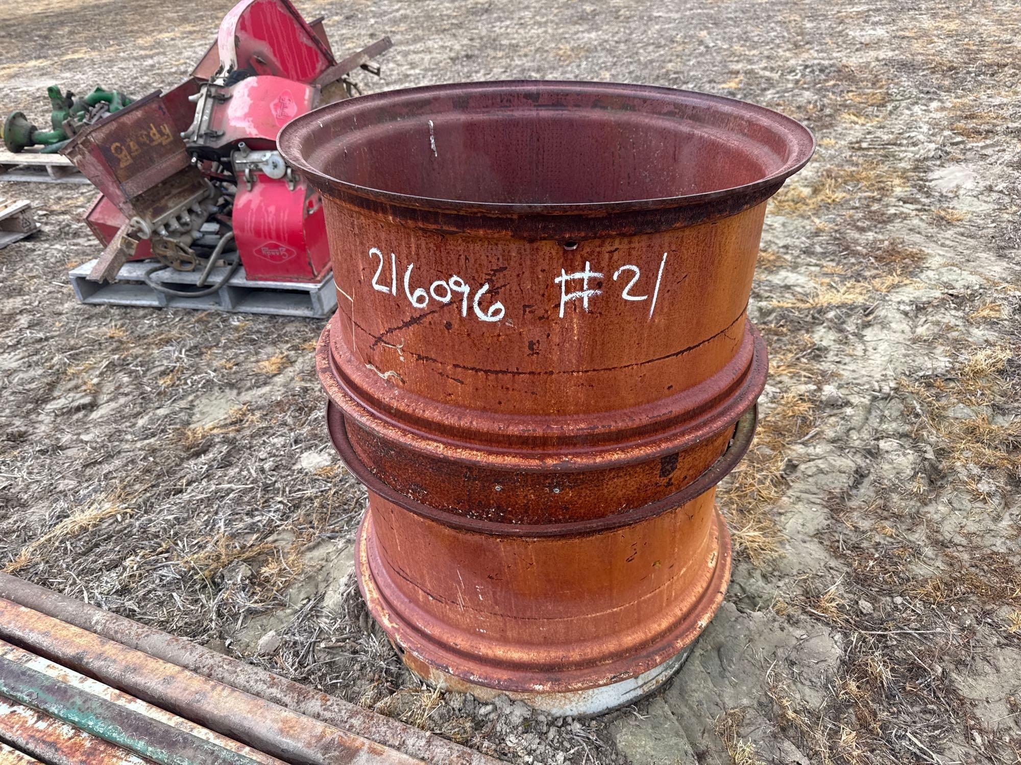 PAIR OF SPAN-ON RIMS (A64278)