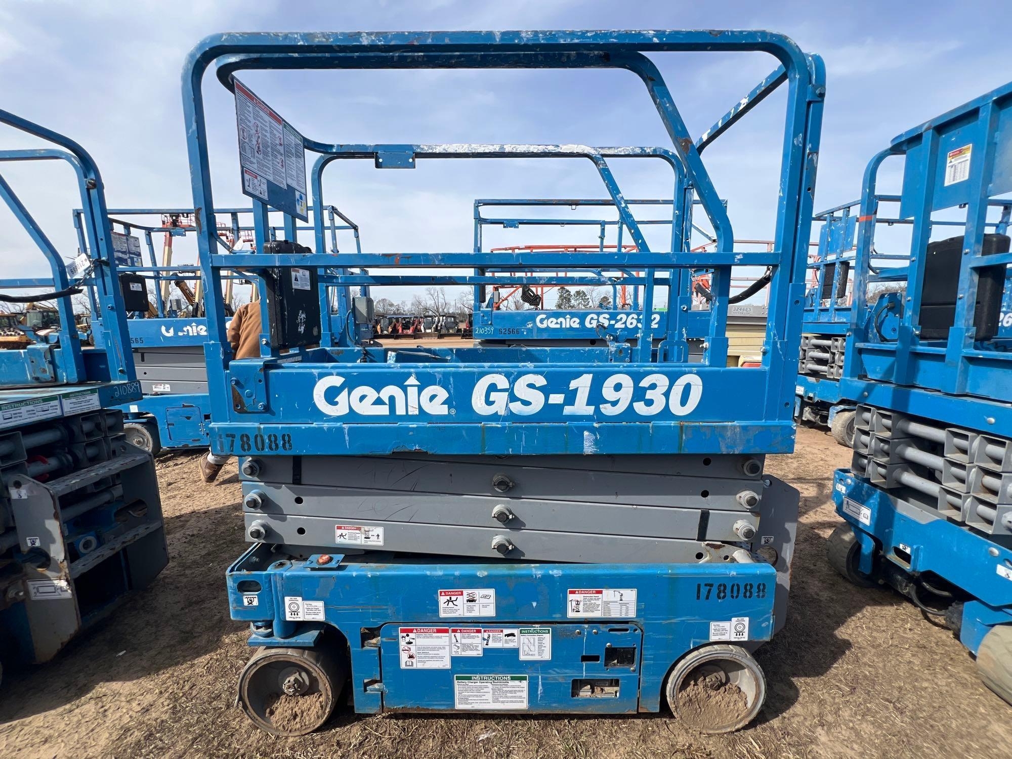 GENIE GS-1930 ELECTRIC SCISSOR LIFT (A62129)