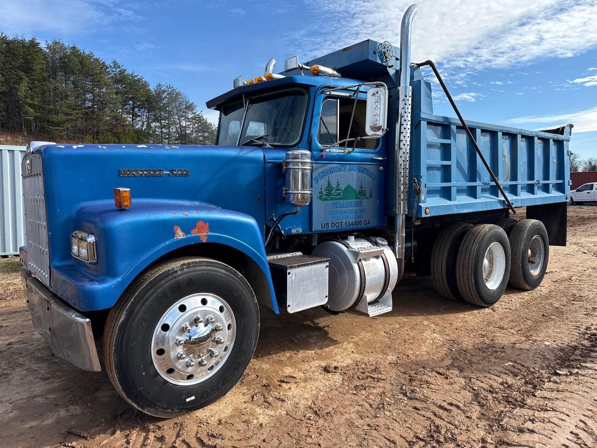 1973 White Trucks Western Star Dump Truck (A57453)