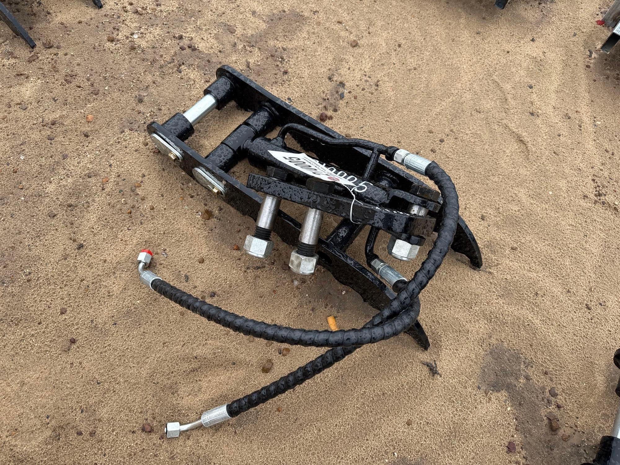 UNUSED IRANCH MINI HYD THUMB (A62131)