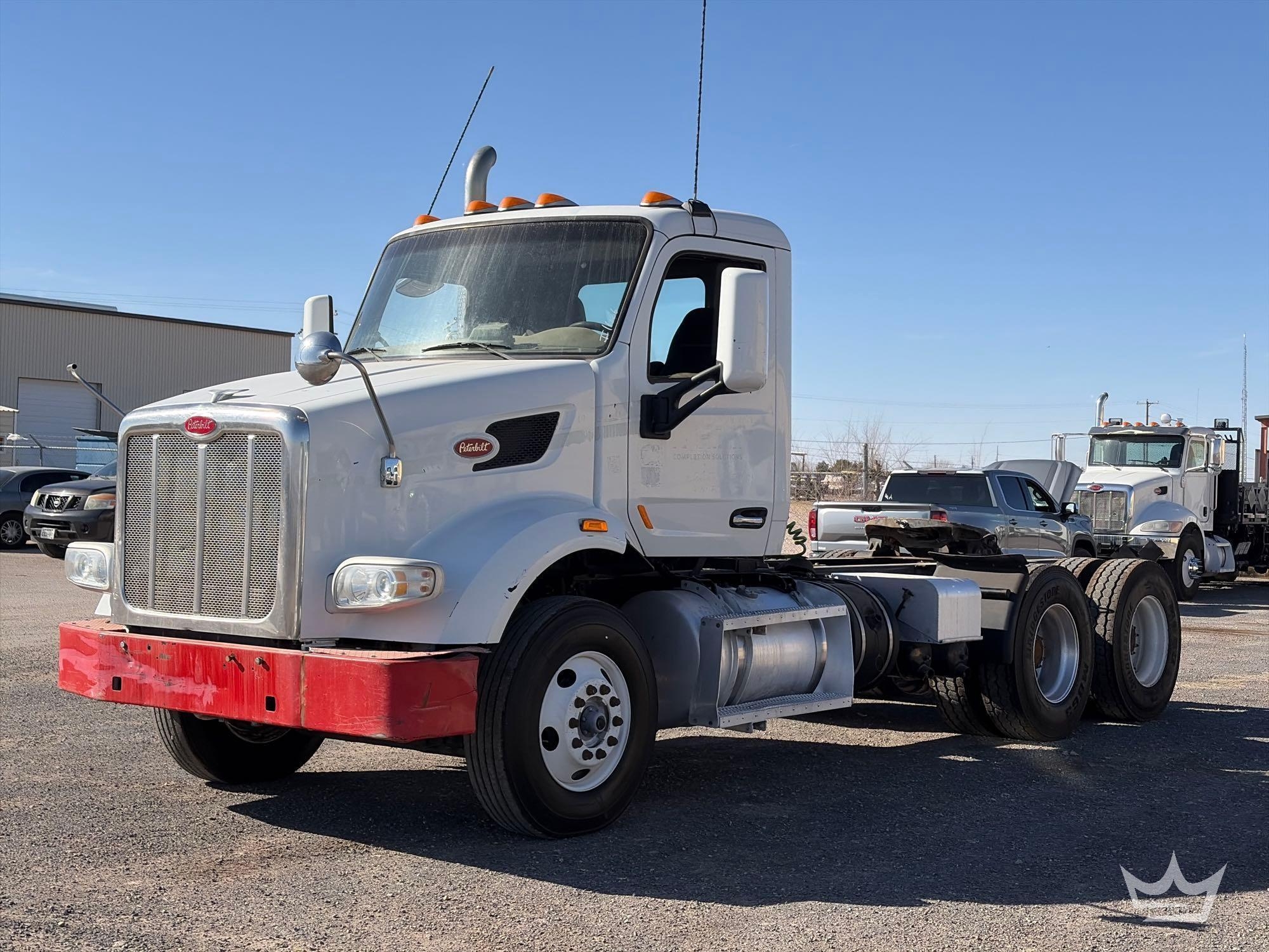 2015 Peterbilt 567 T/A Wet Kit Day Cab Truck Tractor (A60352)