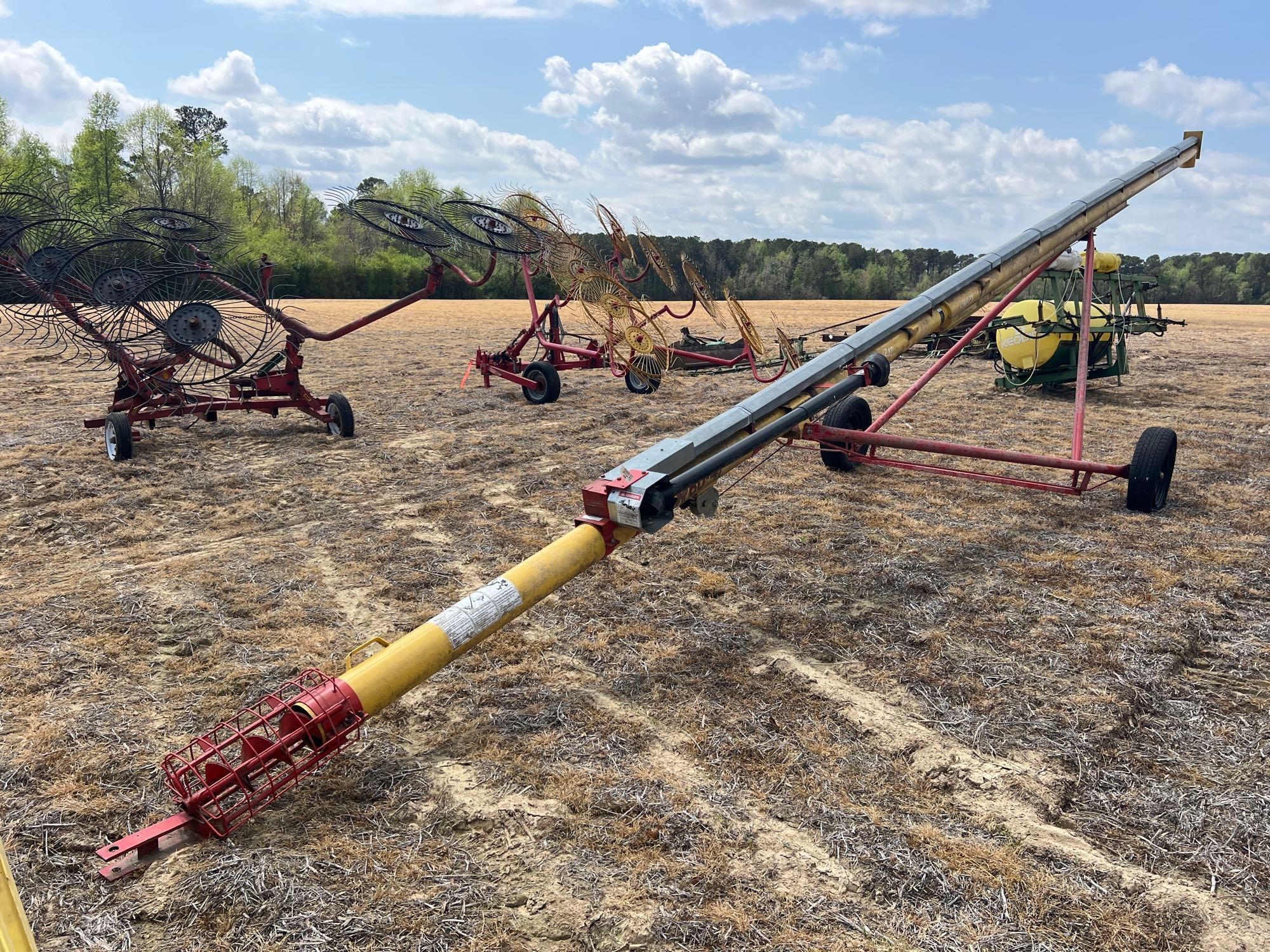 WESTFIELD WR641 - 6" X 41' GRAIN AUGER (A64278)