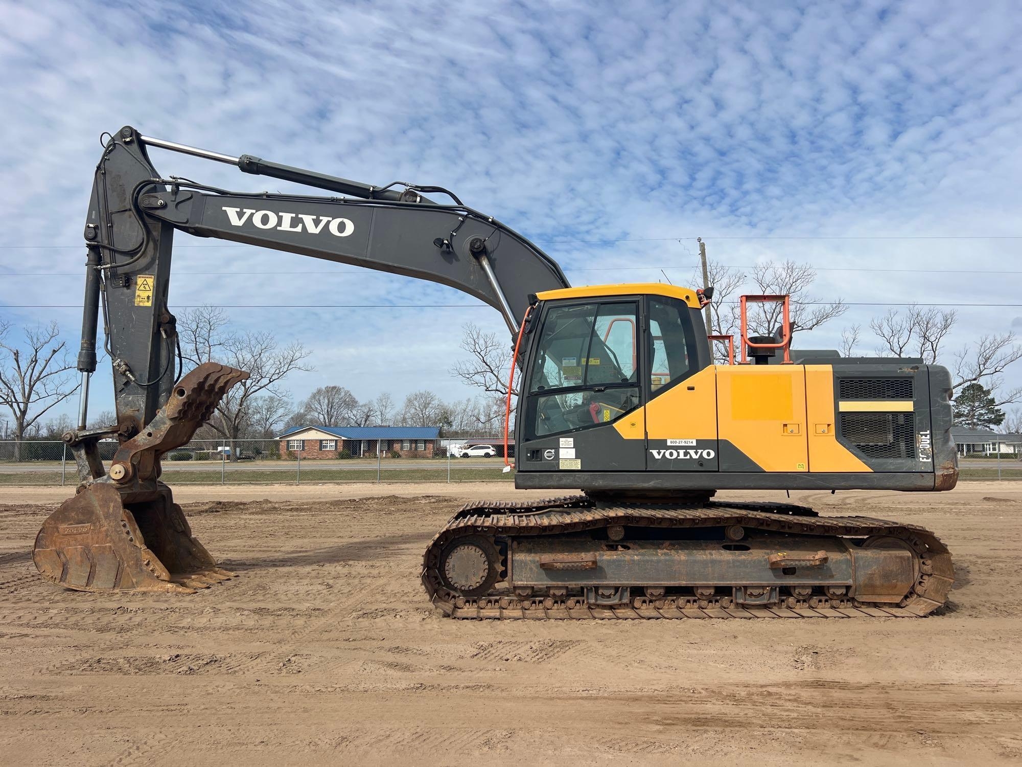 2020 VOLVO EC200EL EXCAVATOR (A65053)