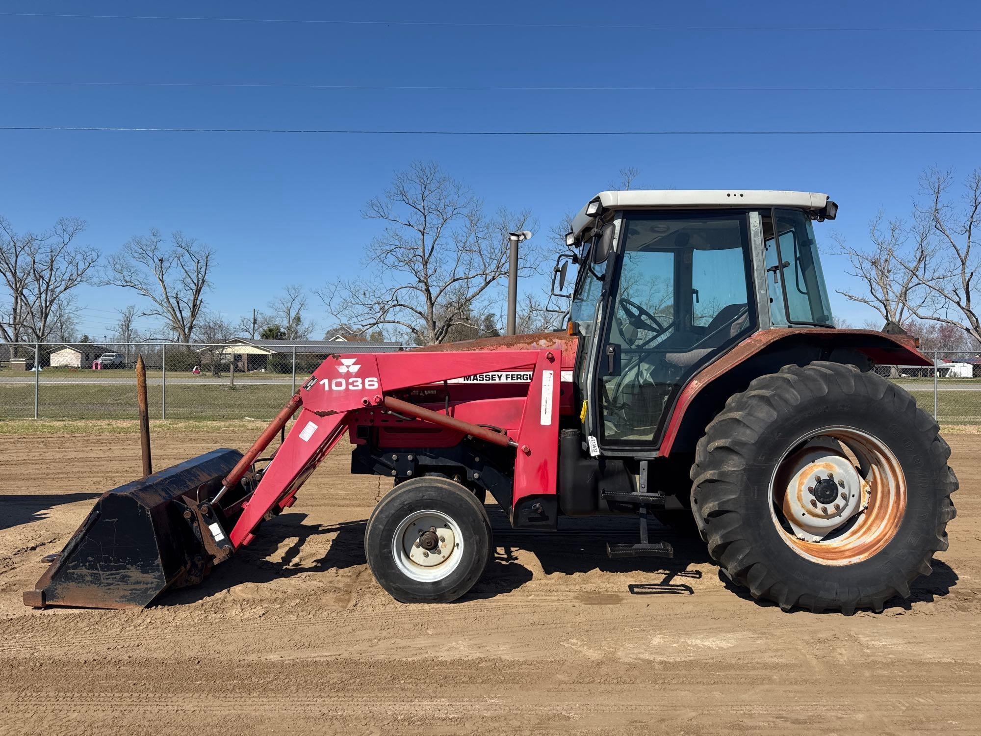MASSEY FERGUSON 4243 TRACTOR (A64280)