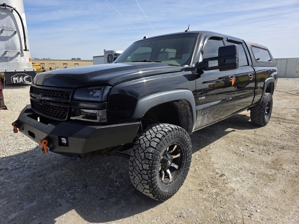 2005 Chevy Silverado 2500 HD Duramax Diesel (A66408)