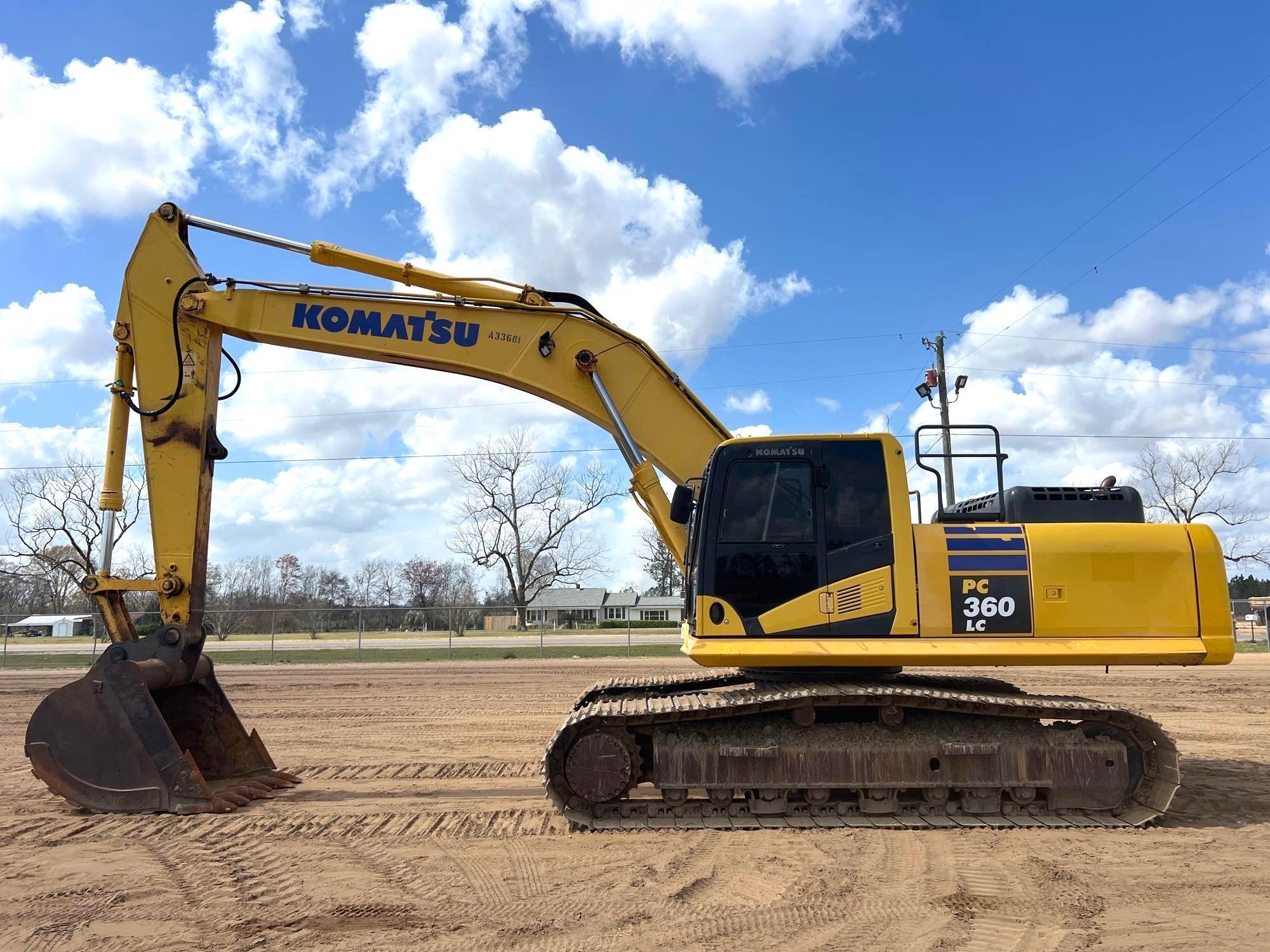 KOMATSU PC360LC-10 EXCAVATOR (A64279)