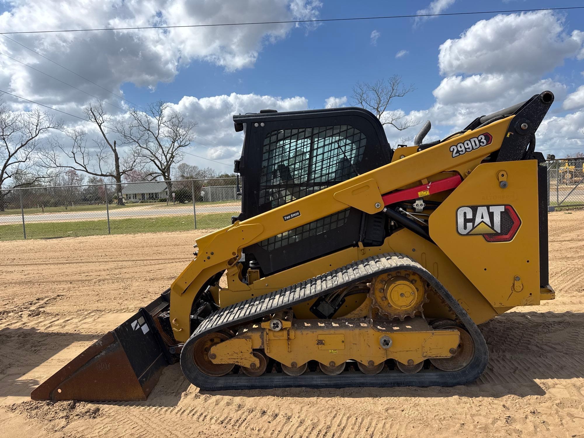 2023 CATERPILLAR 299D3 SKID STEER (A64279)