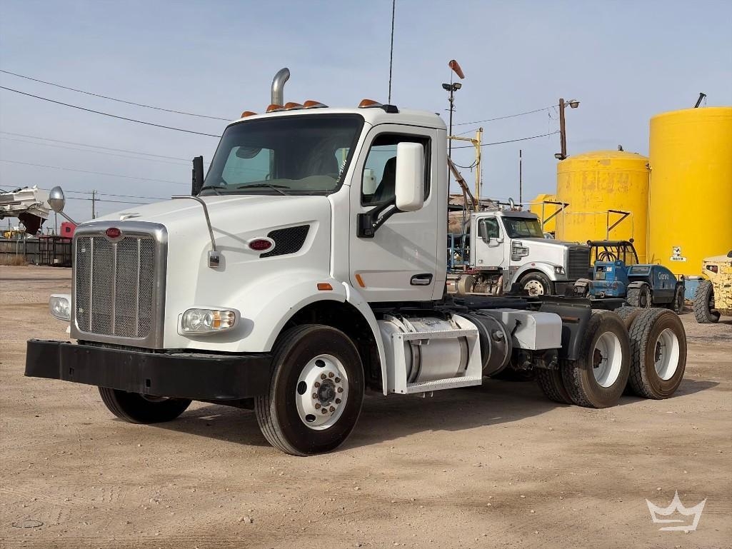 2015 Peterbilt 567 T/A Wet Kit Day Cab Truck Tractor (A60352)