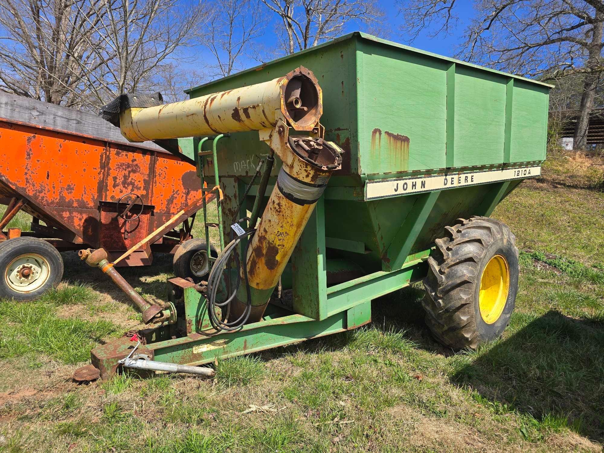 JOHN DEERE 1210A GRAIN CART (A64277)