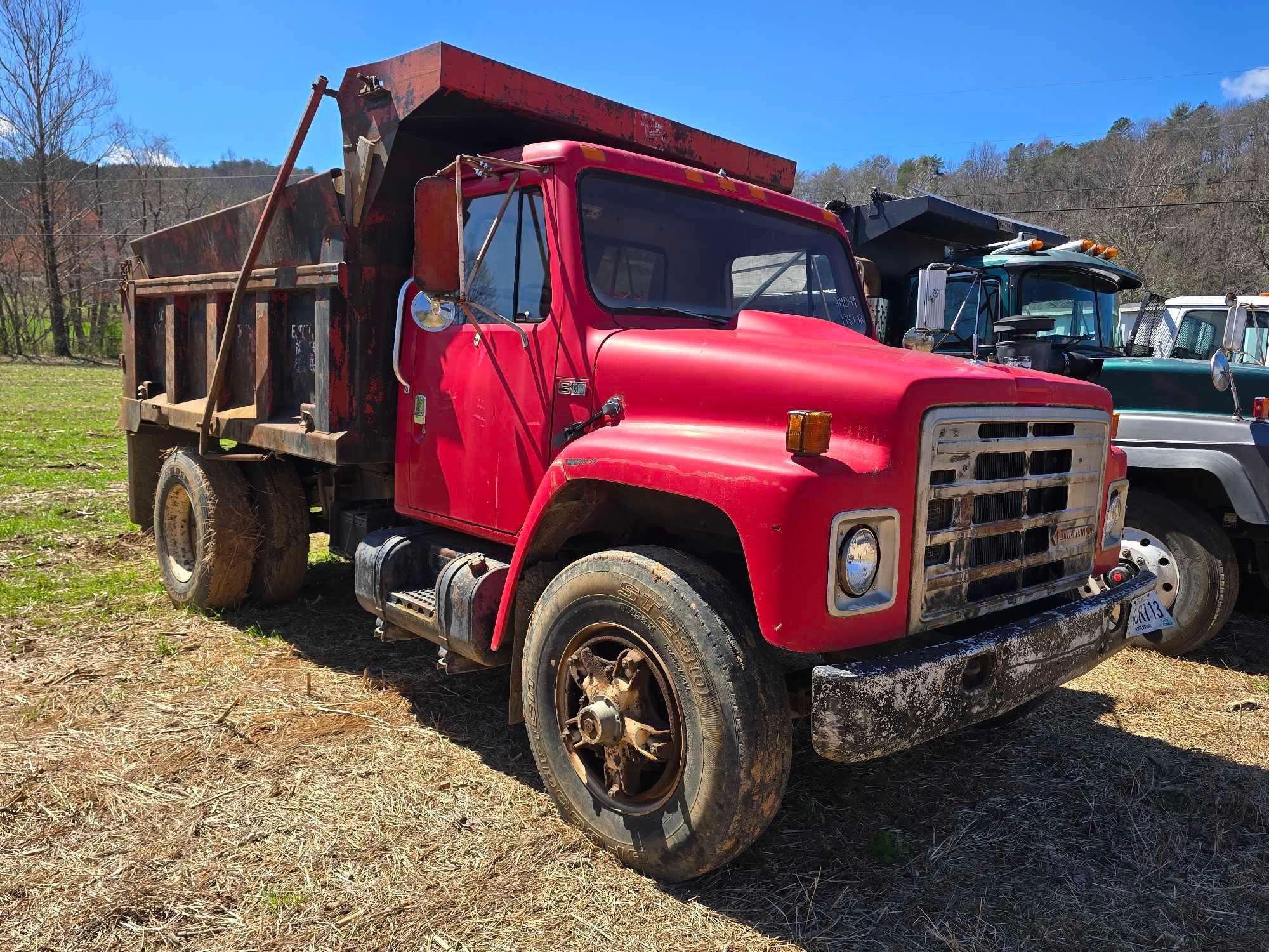 1987 INTERNATIONAL S1900 S/A BOX DUMP TRUCK (A64277)