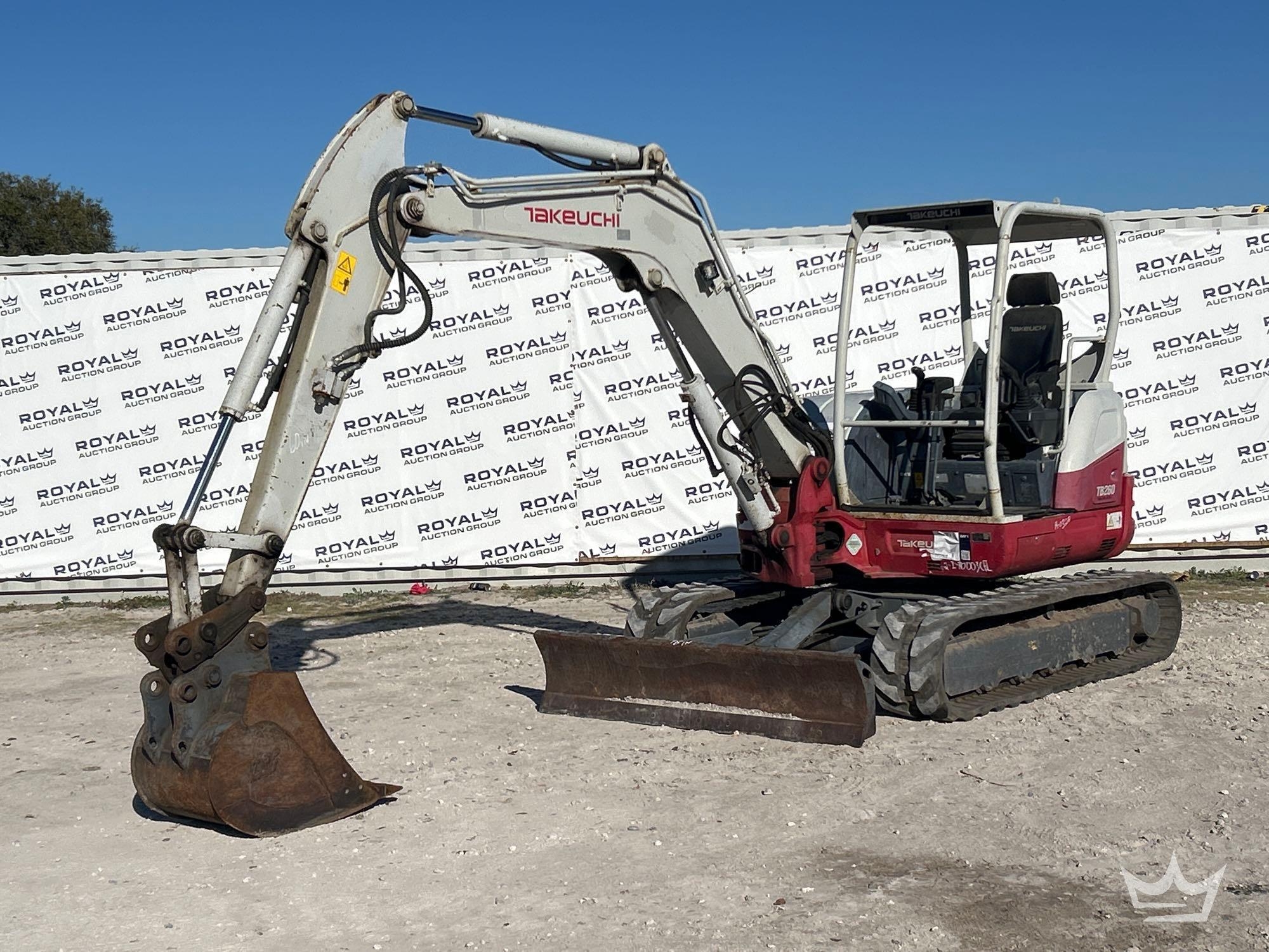 2014 Takeuchi TB260 Midi Excavator (A64553)
