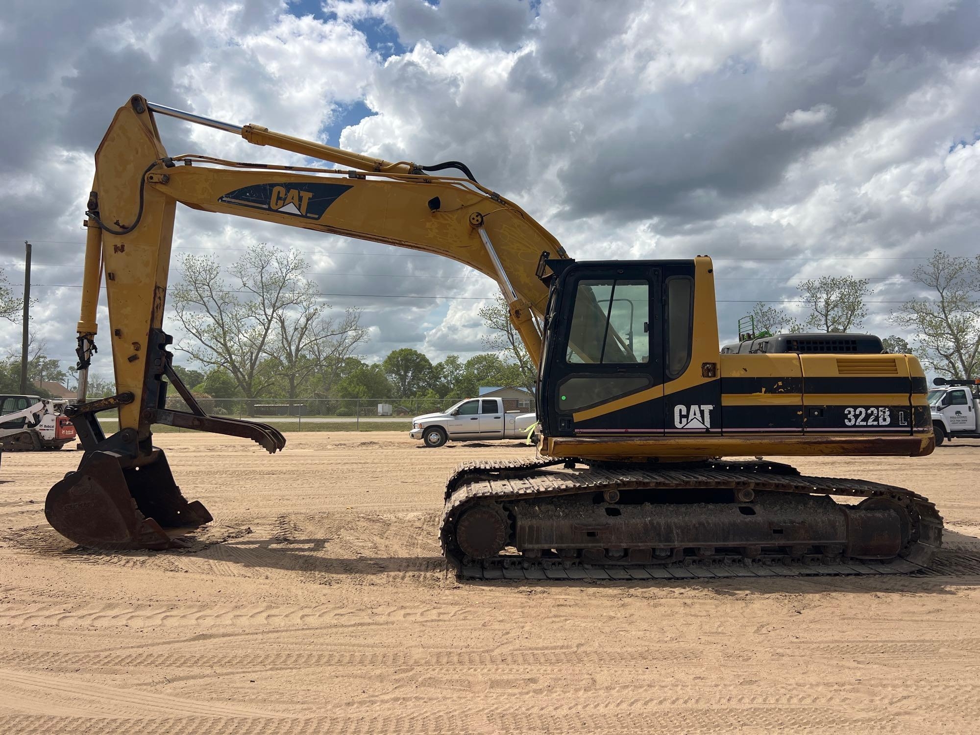 2000 CATERPILLAR 322BL EXCAVATOR (A65056)