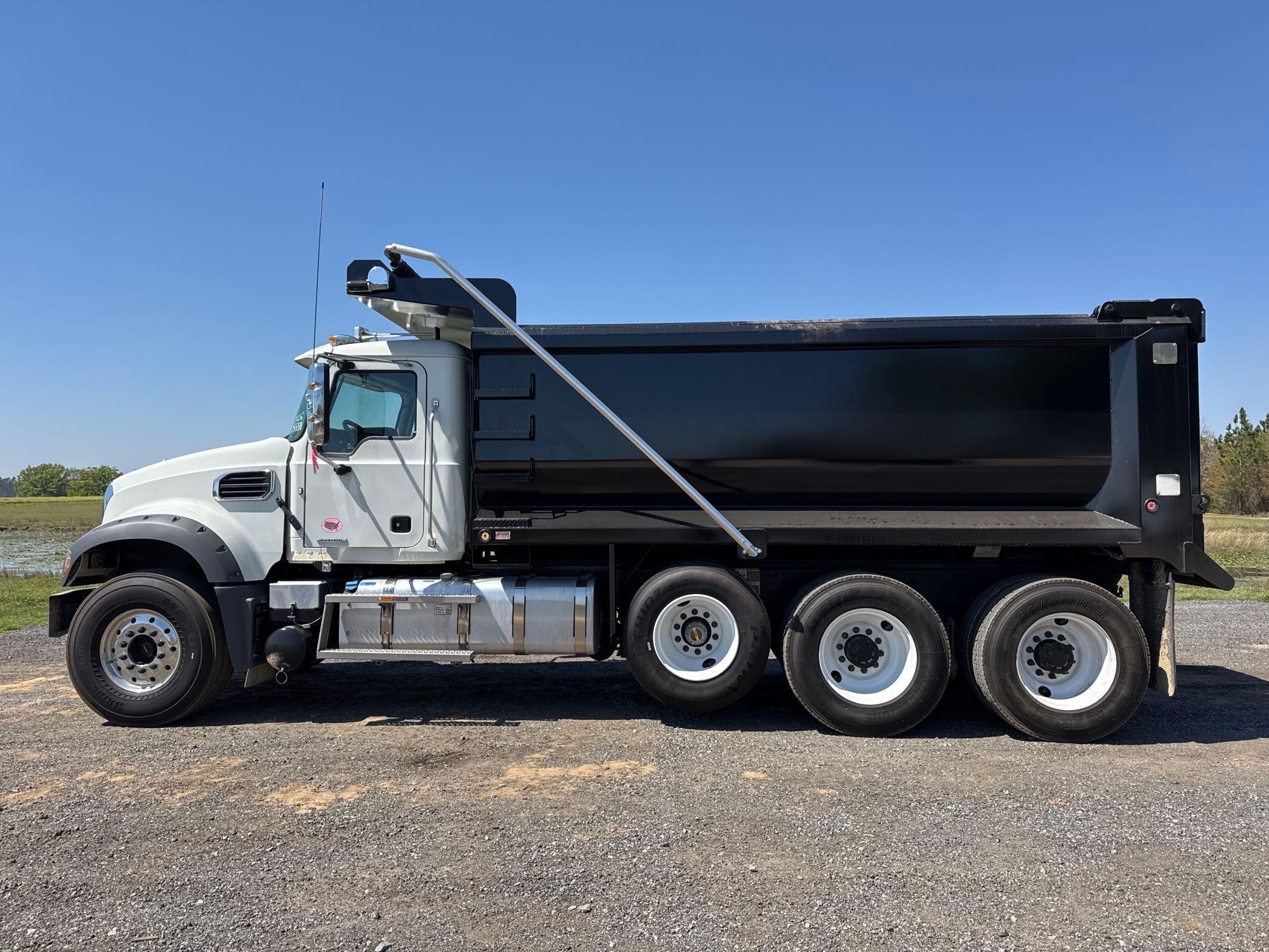 2026 MACK GRANITE GR64F DUMP TRUCK (A63276)