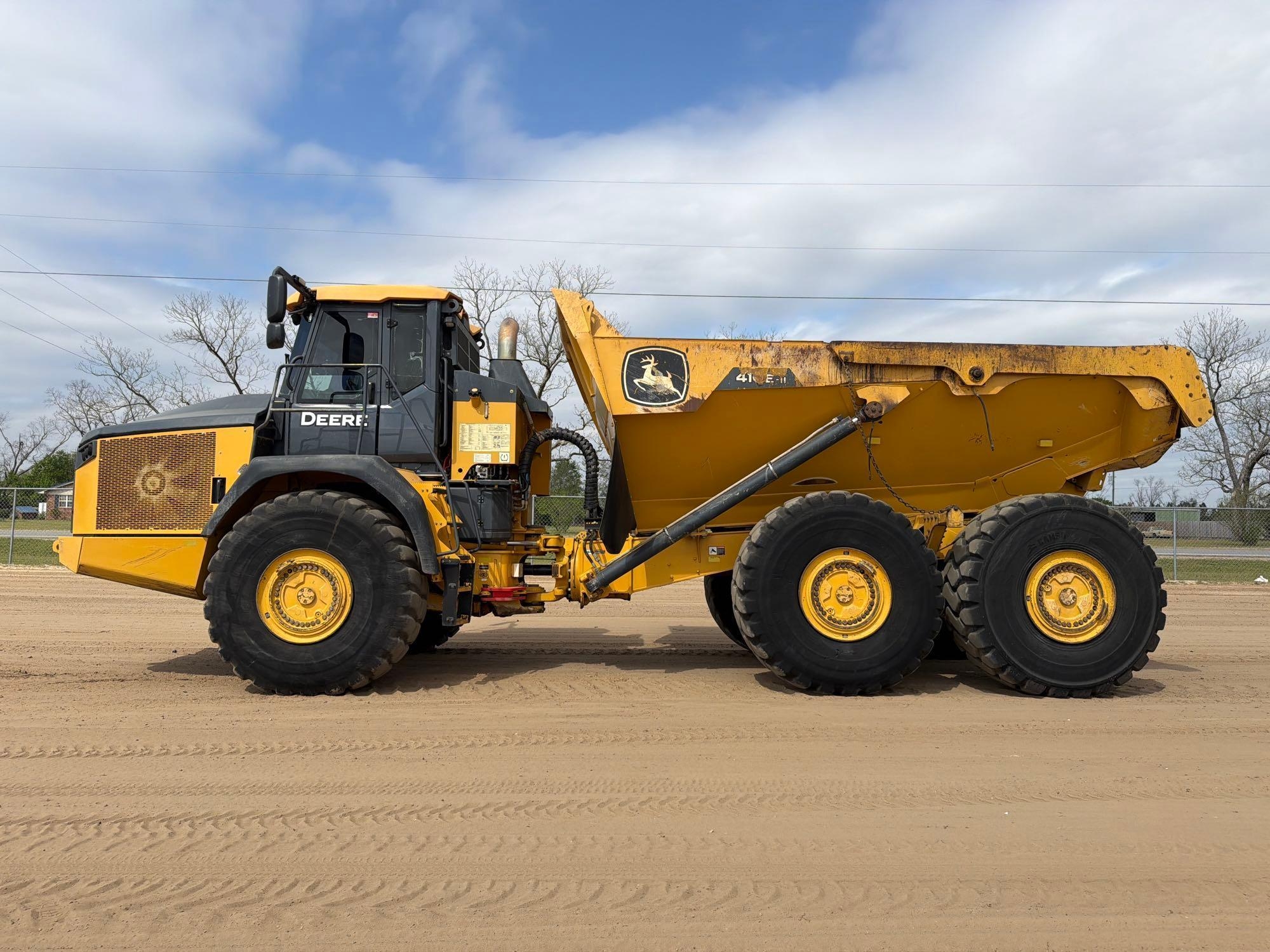 2021 JOHN DEERE 410E SERIES II OFF ROAD DUMP TRUCK (A65053)