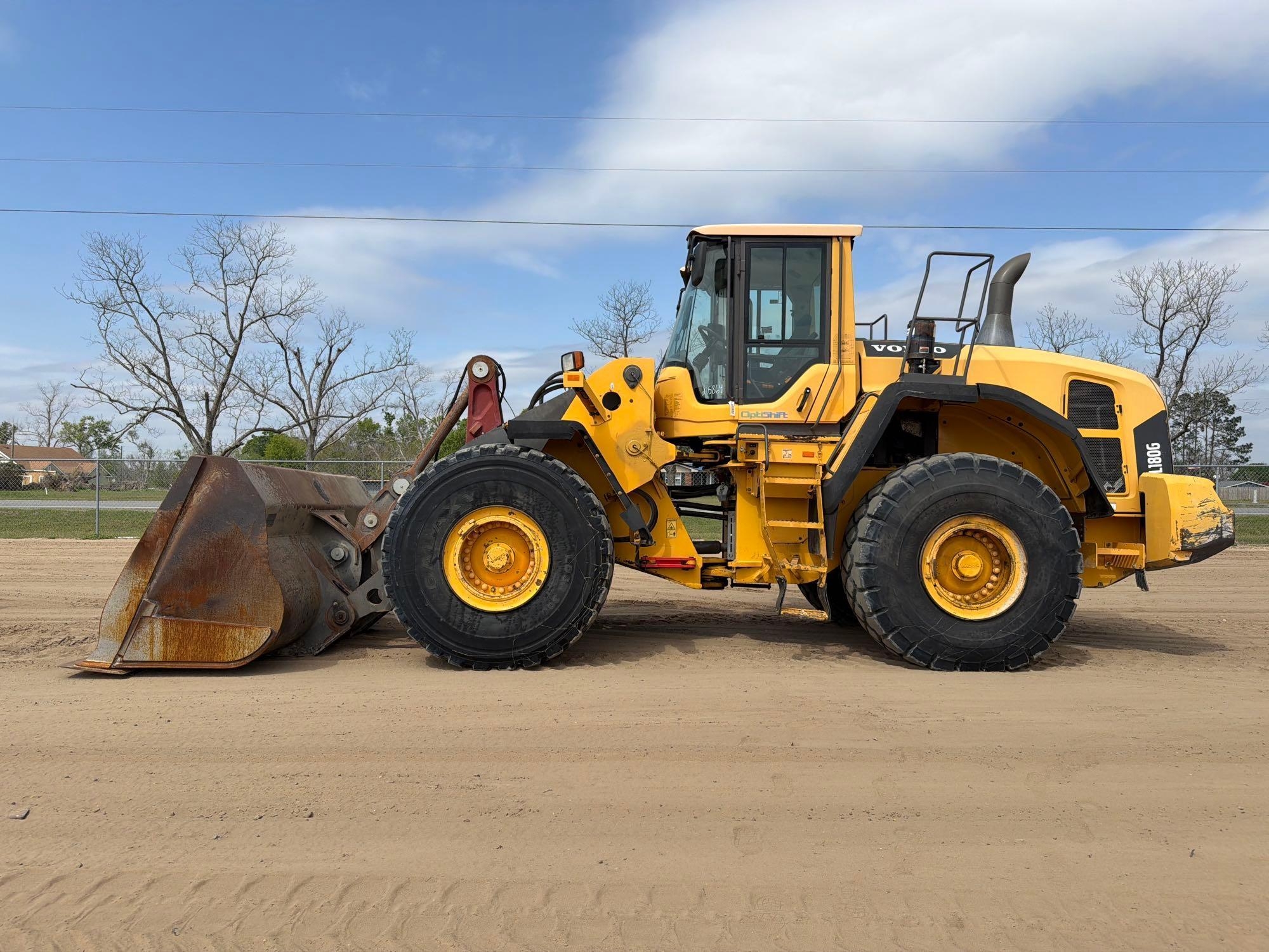 VOLVO L180G WHEEL LOADER (A65053)