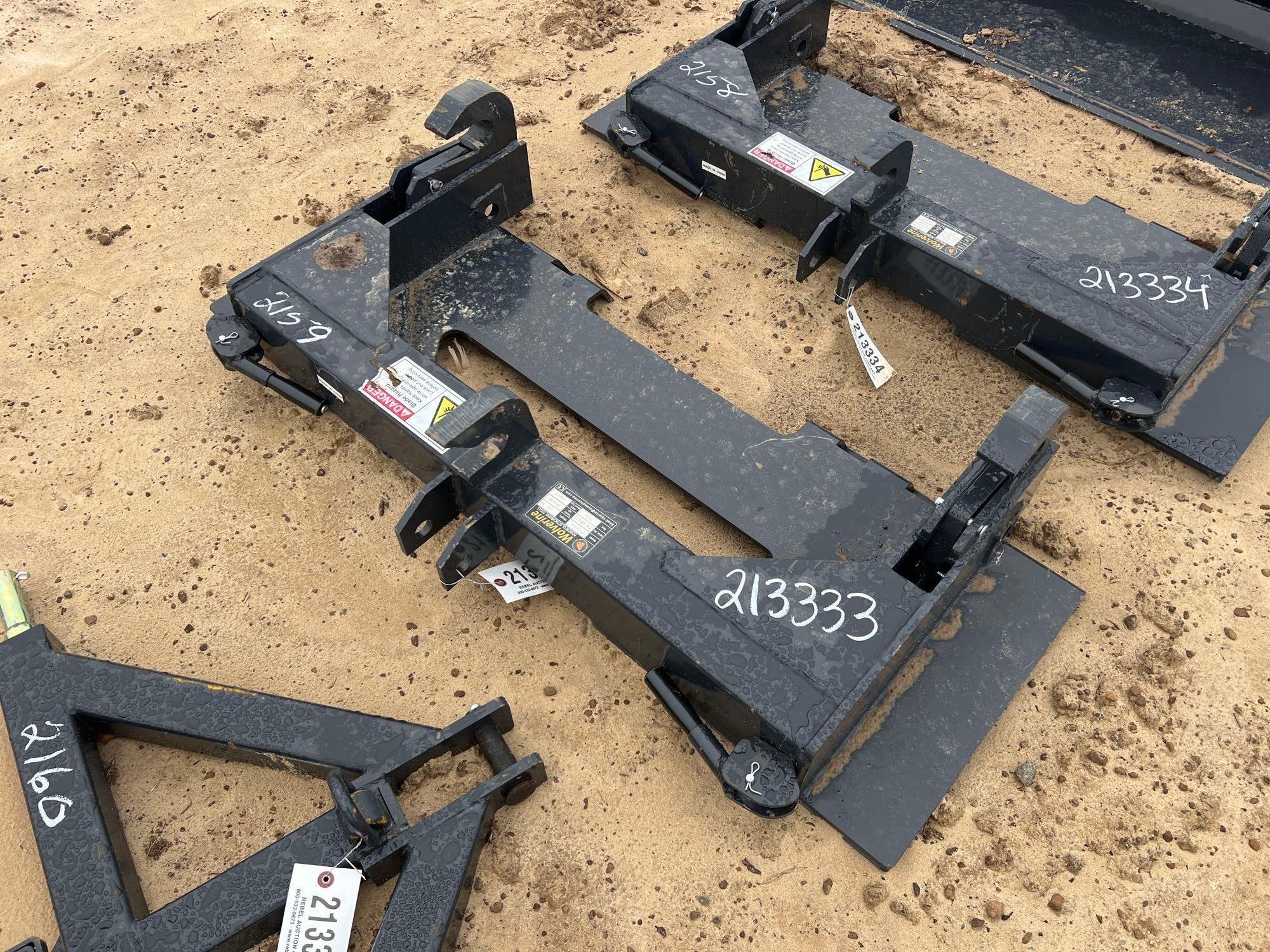 UNUSED WOLVERINE 3PT QUICK TACH (A64281)