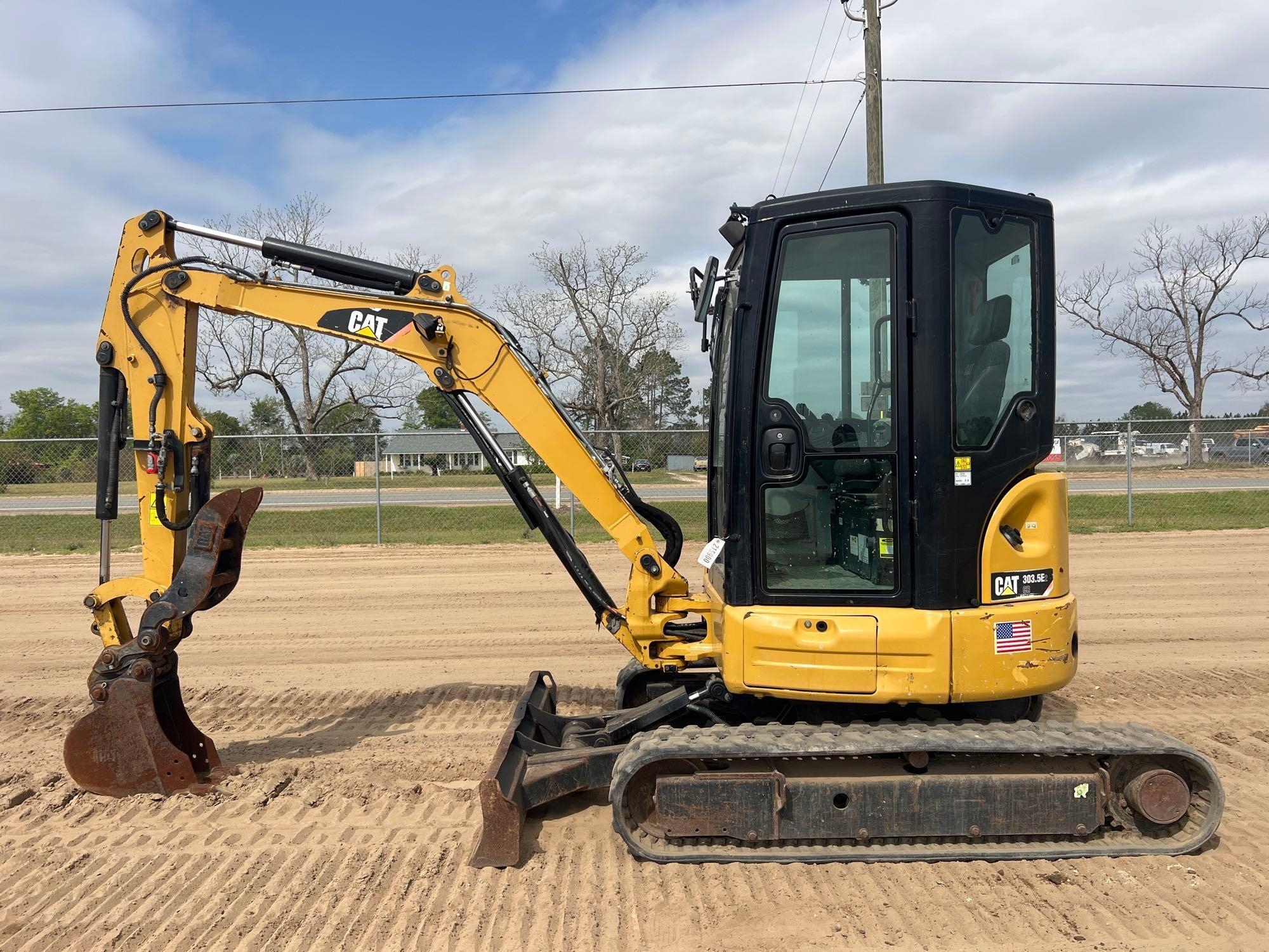 2016 CATERPILLAR 303.5E2CR EXCAVATOR (A65053)