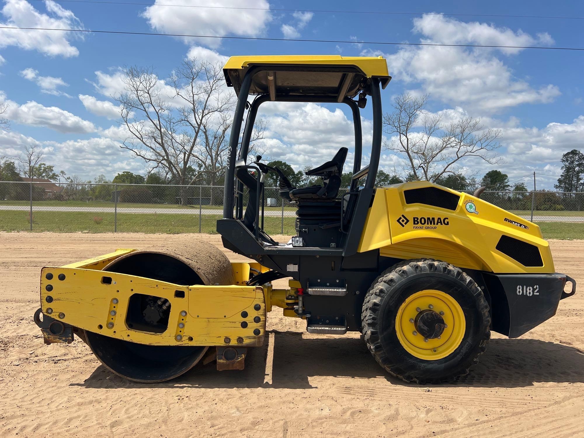 2016 BOMAG BW145D-5 SMOOTH DRUM ROLLER (A65053)