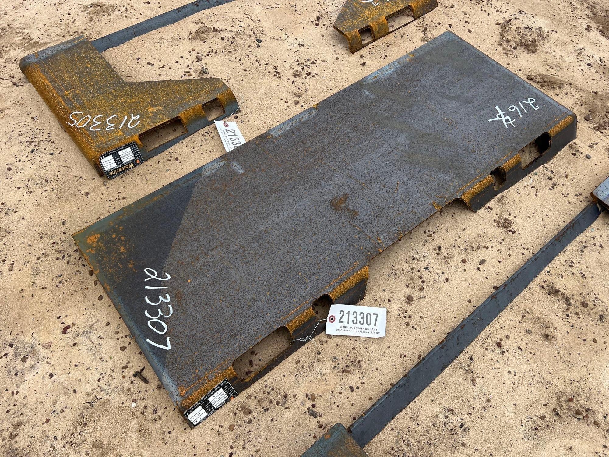 UNUSED WOLVERINE UNIVERSAL MOUNTING PLATE (A64281)