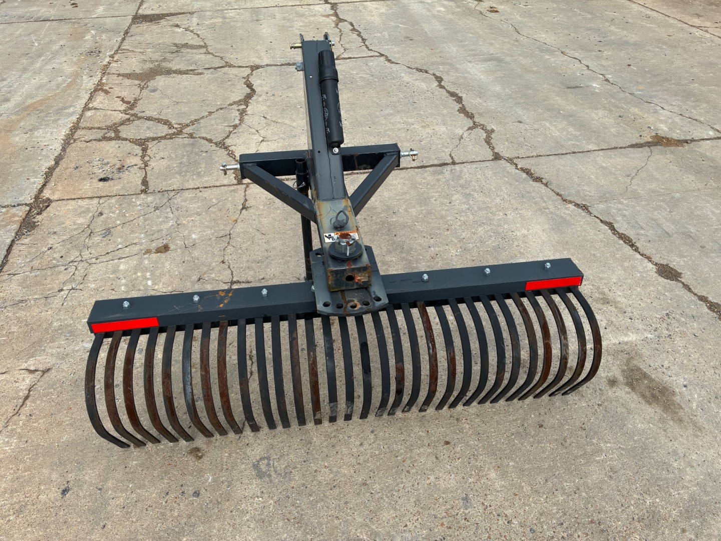 Bobcat 60â€� Tine Rake (A64047)