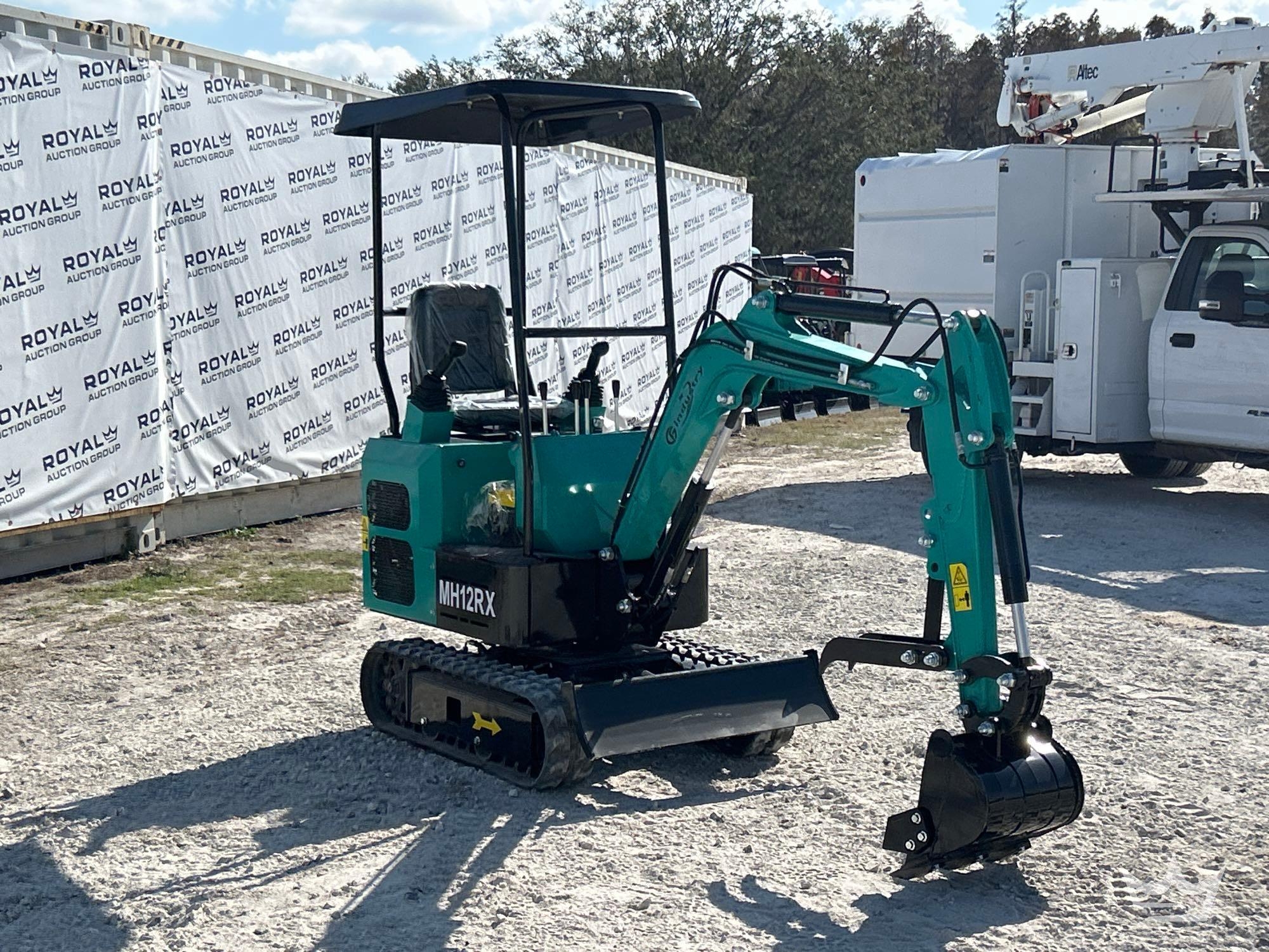 Unused 2025 CFG Industrial MX12RX Mini Excavator (A59228)