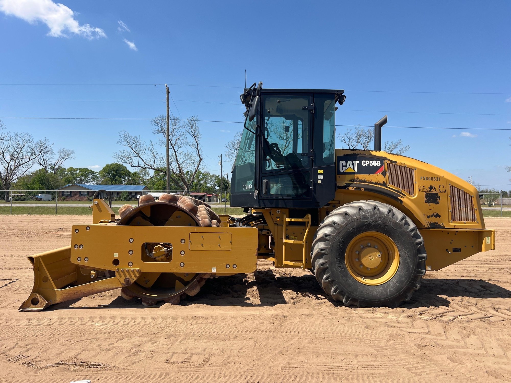 2018 CATERPILLAR CP56B PADFOOT ROLLER (A65053)