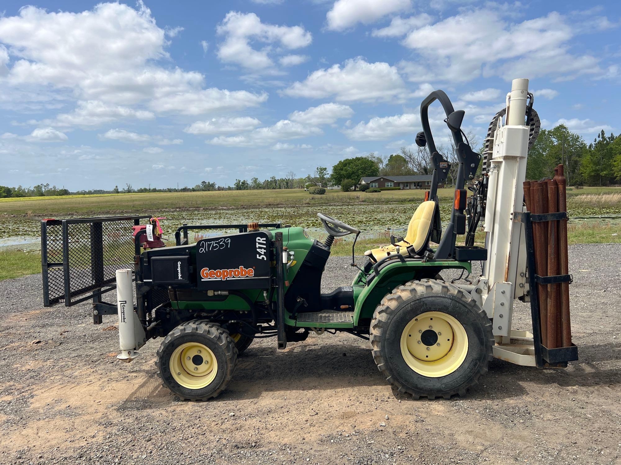 JOHN DEERE LV4115 TRACTOR (A63276)