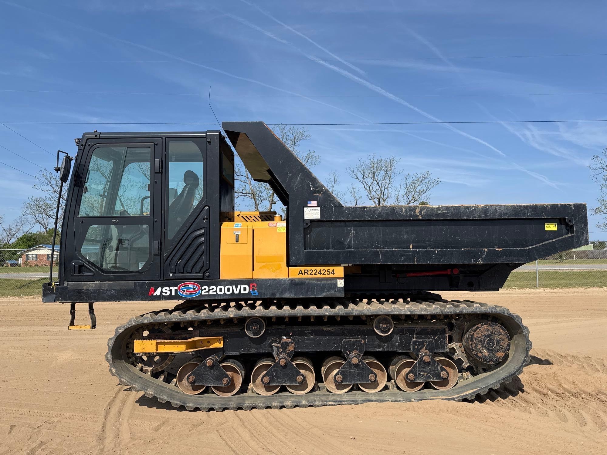2021 MOROOKA MST2200VDR TRACKED DUMPER (A65053)