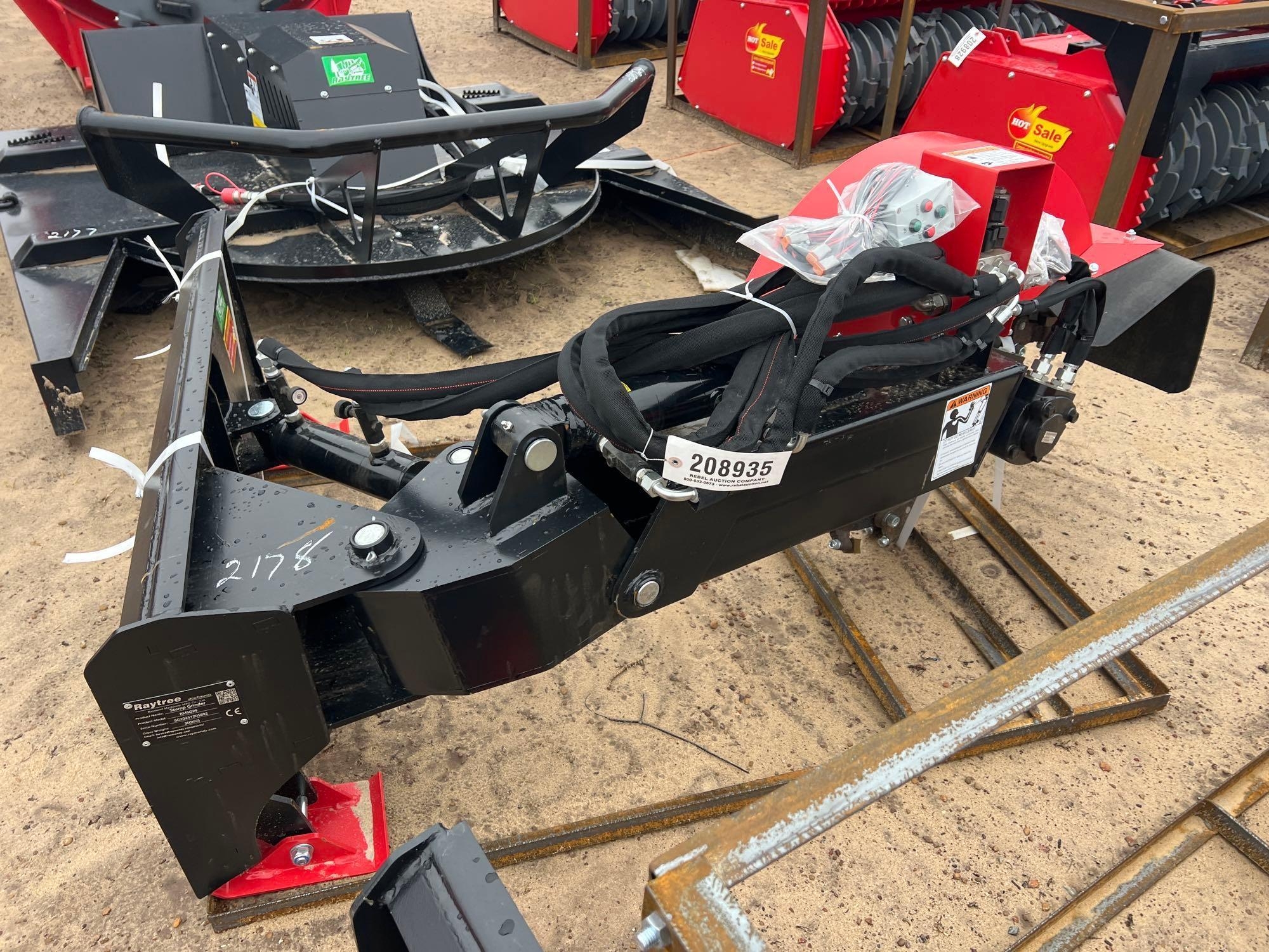 UNUSED RAYTREE RMSG29 - 29" HYD STUMP GRINDER (A62131)