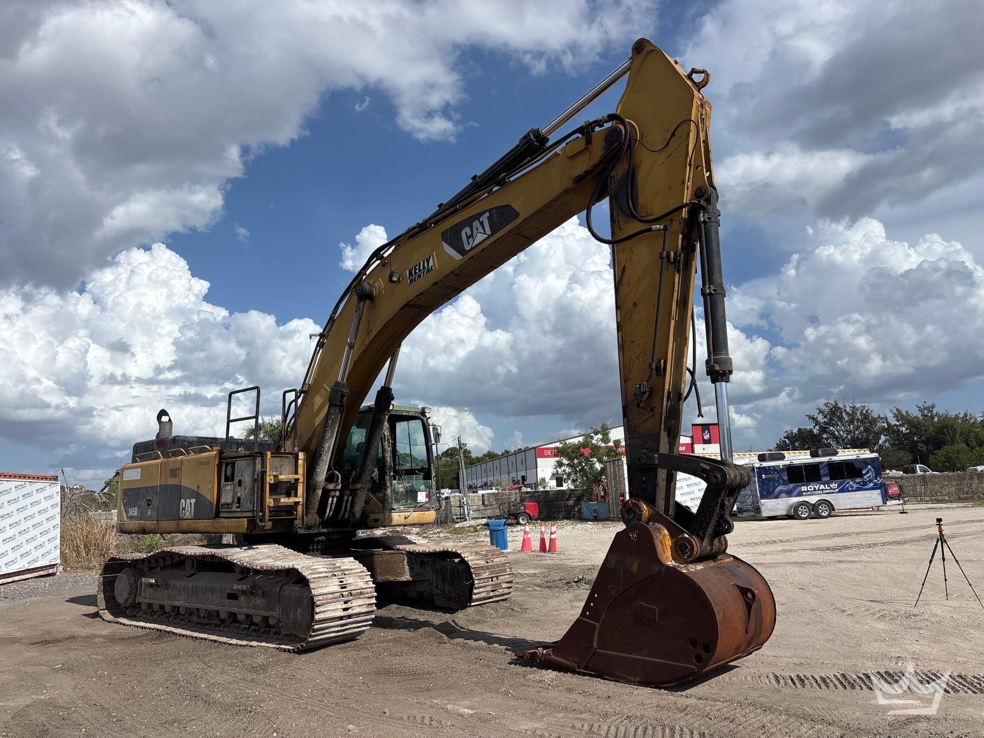 2009 Caterpillar 345D Hydraulic Excavator (A64553)