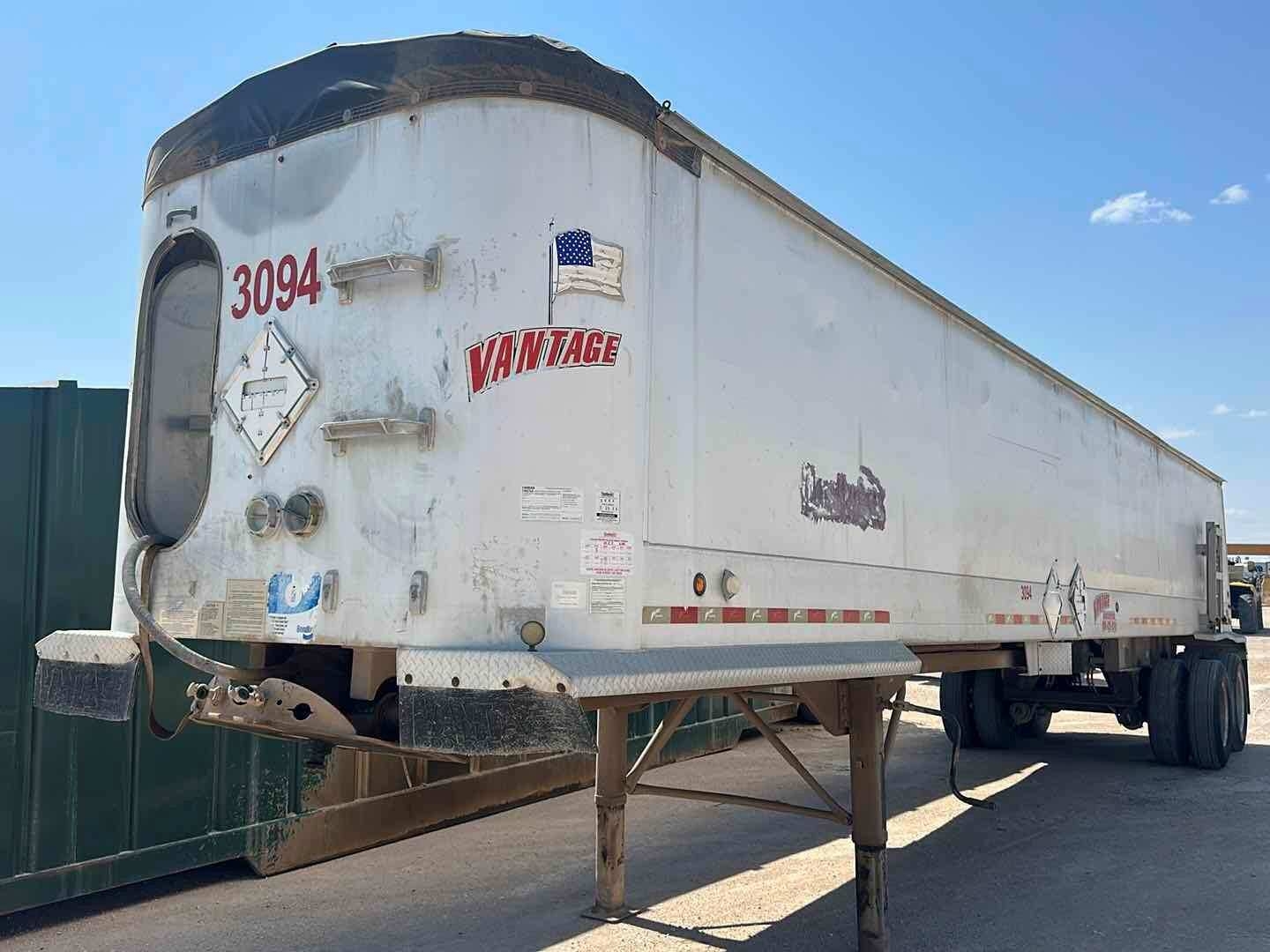 2005 VANTAGE TRAILER END DUMP TRAILER (A48992)