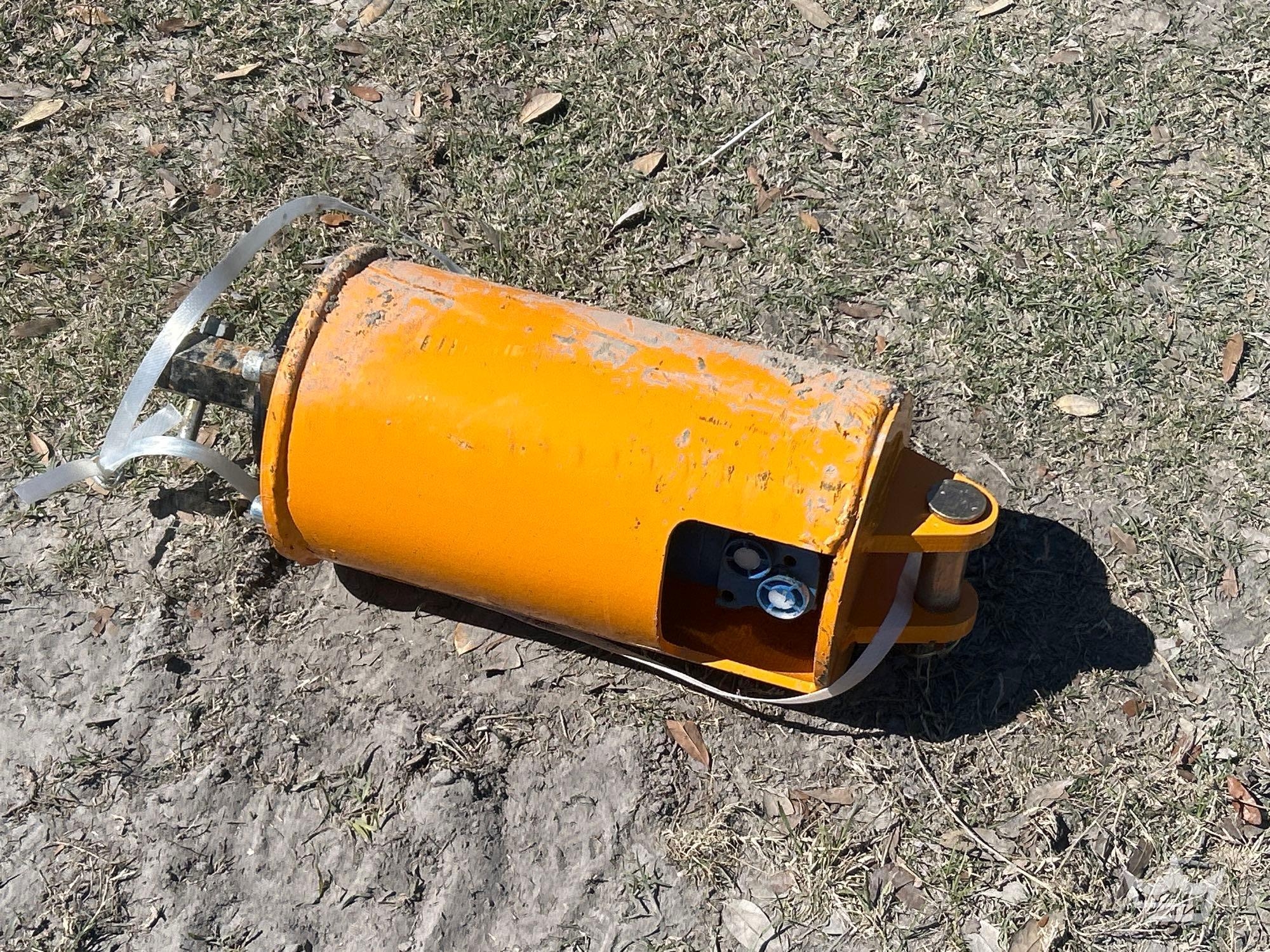 Rotary Auger Motor Attachment (A61572)