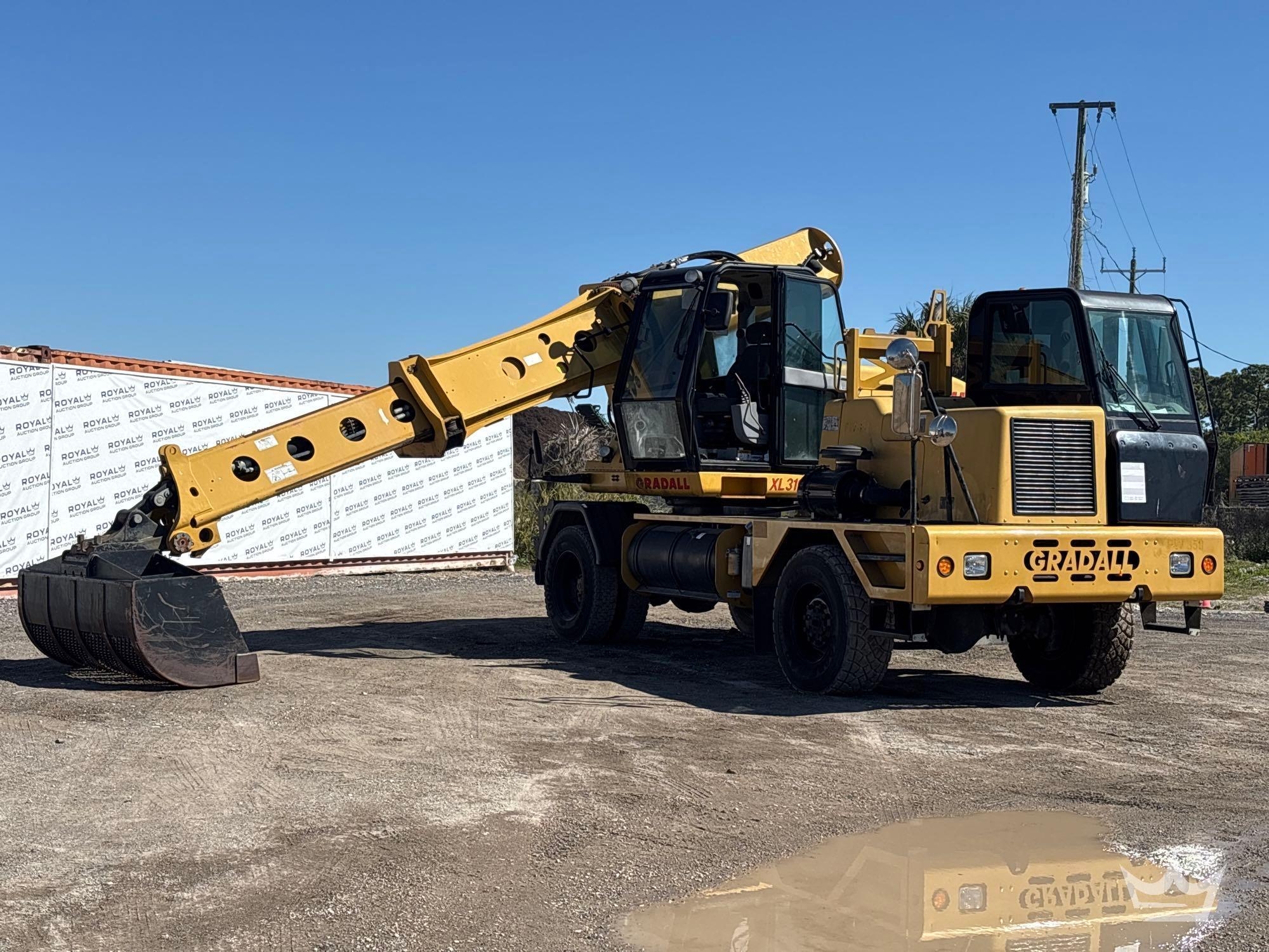 2014 Gradall XL3100IV 4WD Rough Terrain Wheeled Excavator (A61567)