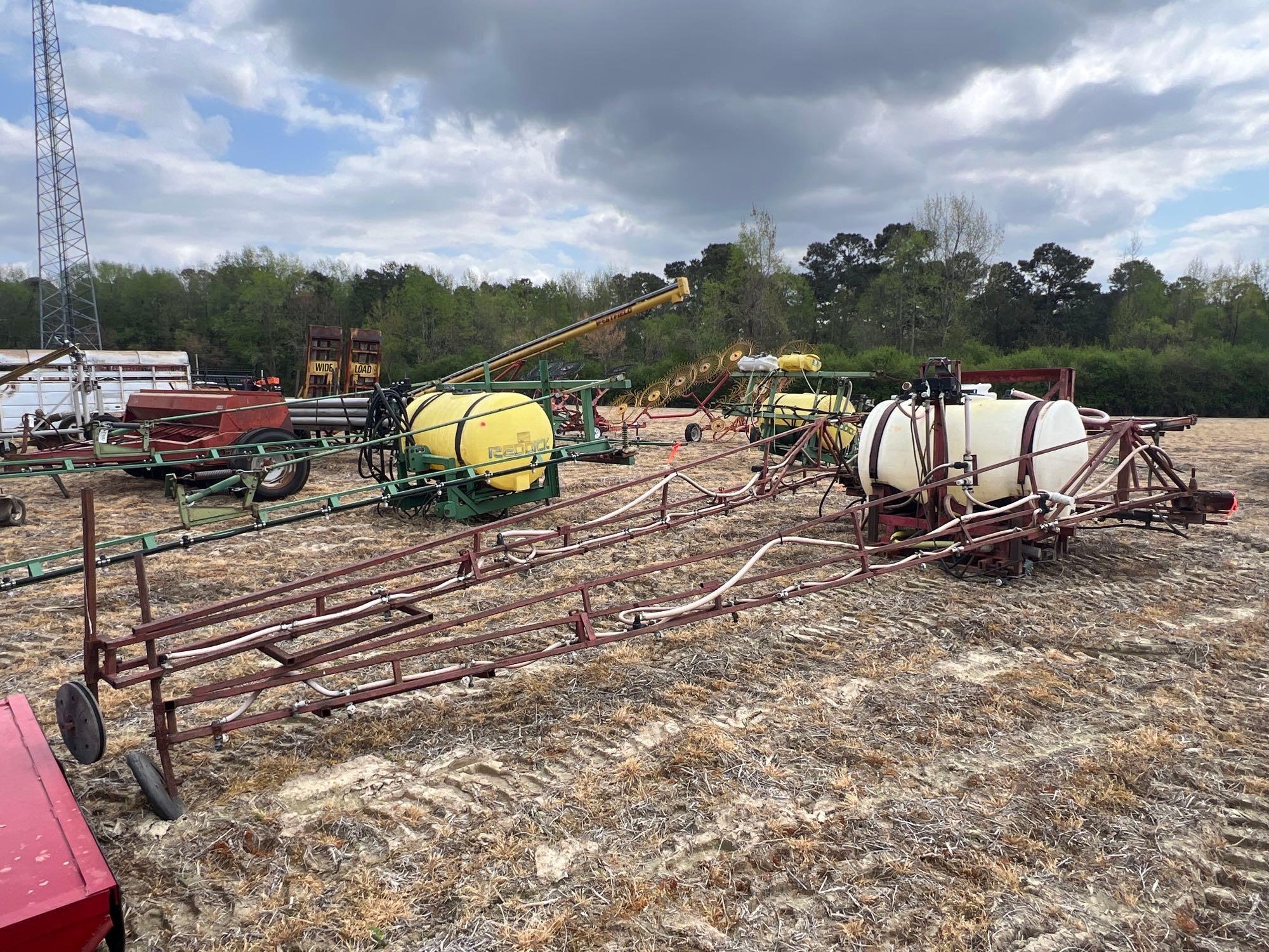 HARDEE 300 GALLON SPRAYER (A64278)