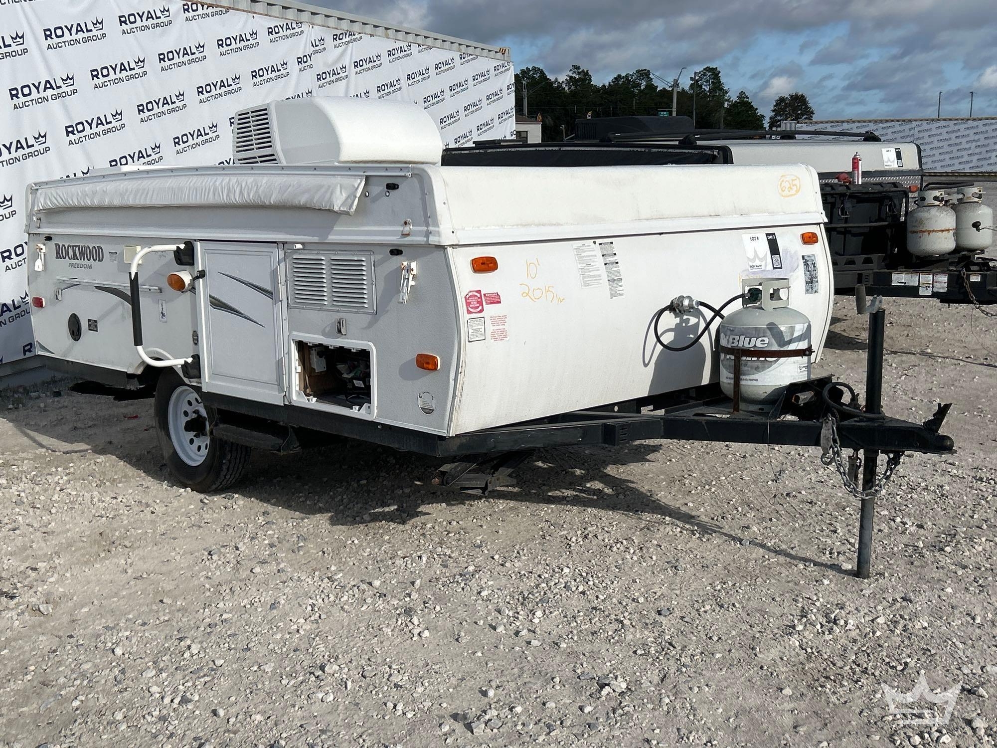2015 Forest River Rockwood Freedom S/A Pop Up Trailer (A59231)