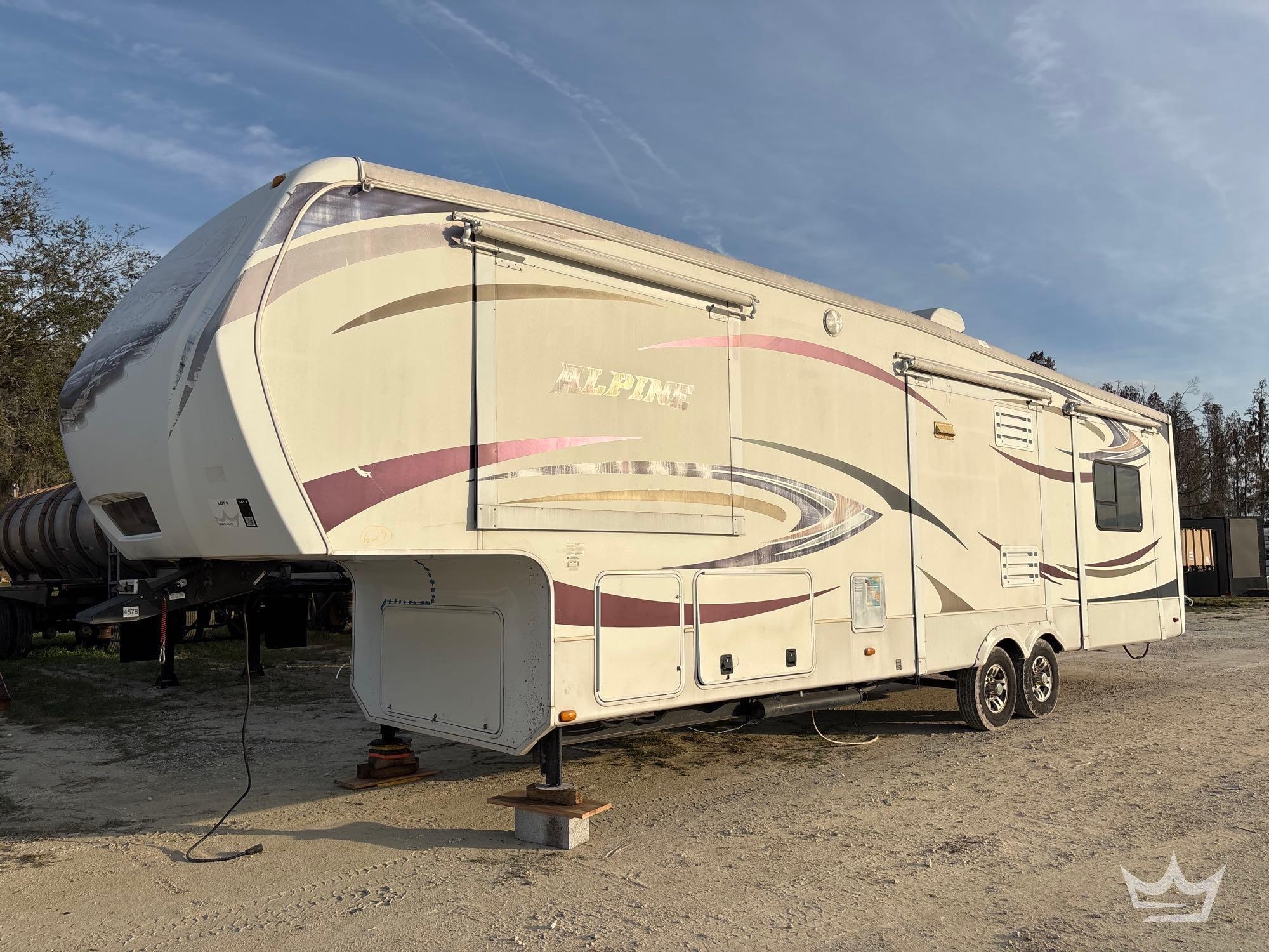 2012 Keystone Alpine 3500RE 39ft. T/A 5th Wheel Travel Trailer (A61569)
