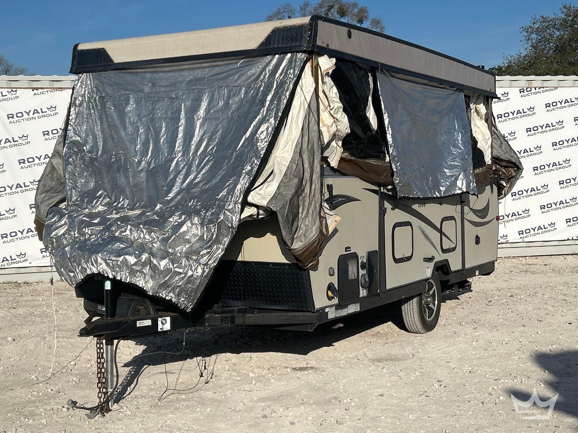 2017 Forest River Rockwood HW275 S/A Pop Up Camper Trailer (A64557)