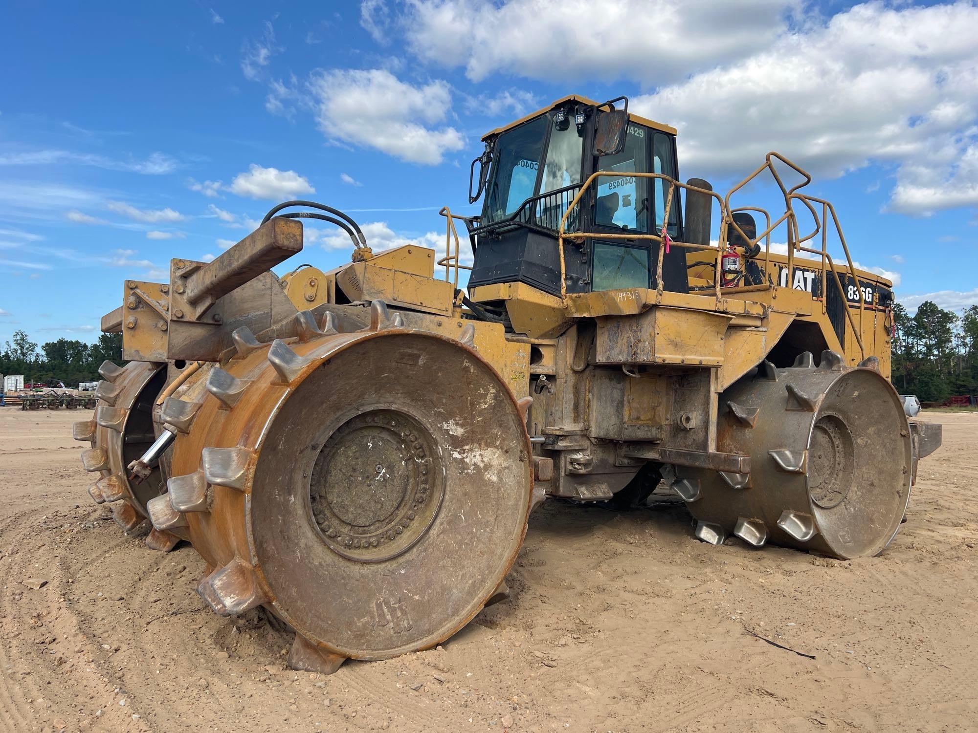 2004 CATERPILLAR 836G LANDFILL COMPACTOR (A51406)