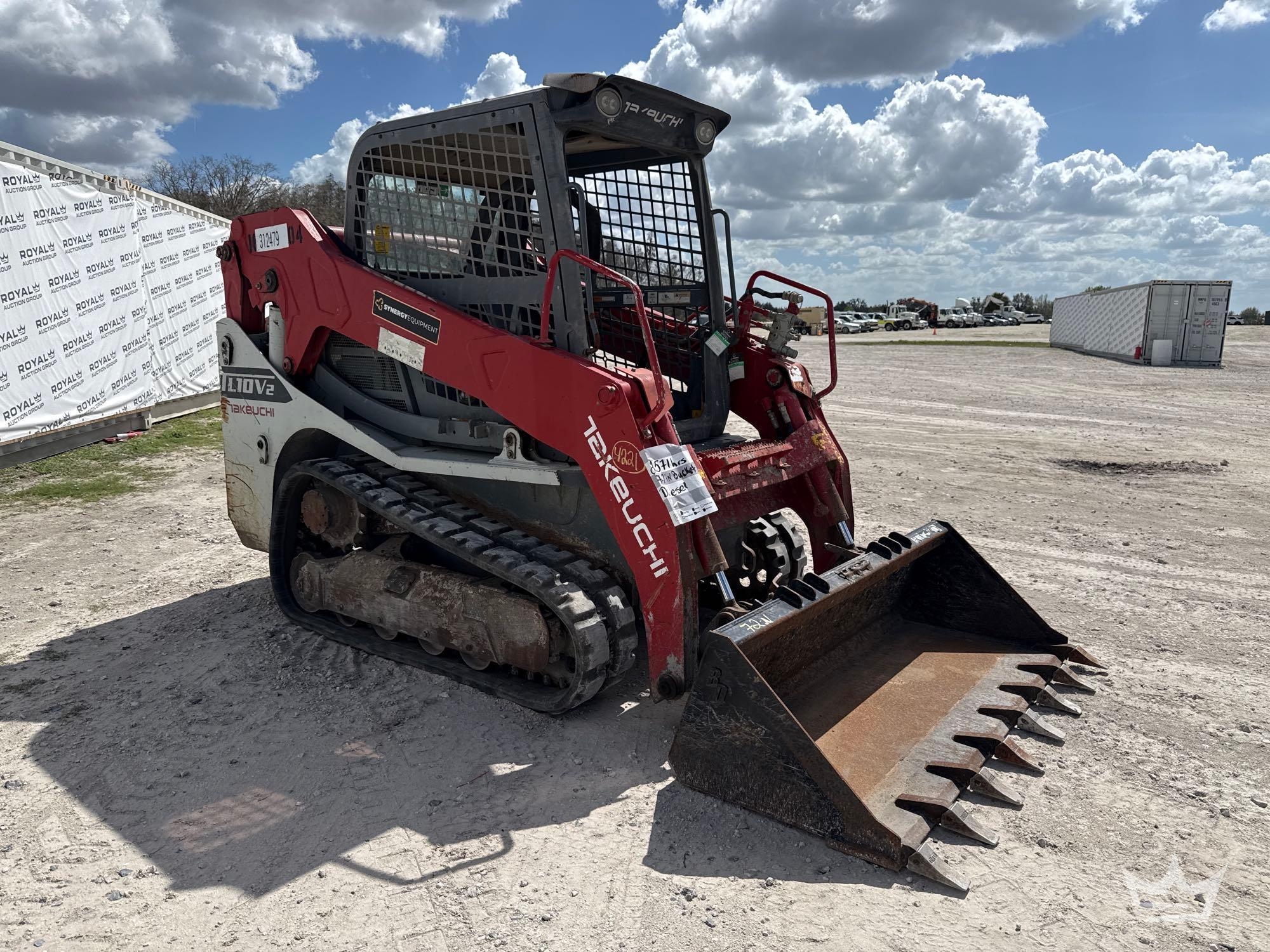 2018 Takeuchi TL10V2 High Flow Compact Track Loader Skid Steer (A64553)
