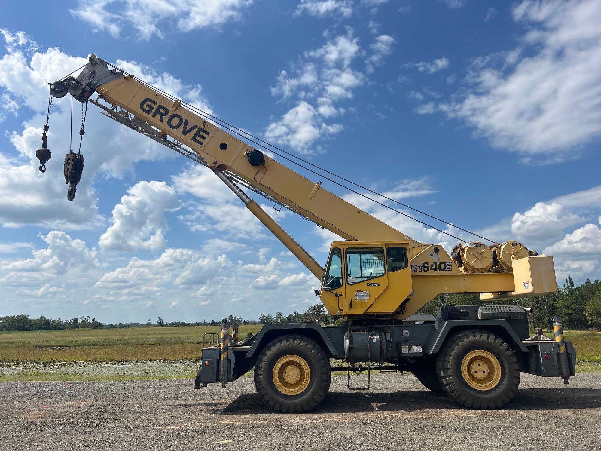 2000 GROVE RT640E MOBILE CRANE (A51406)