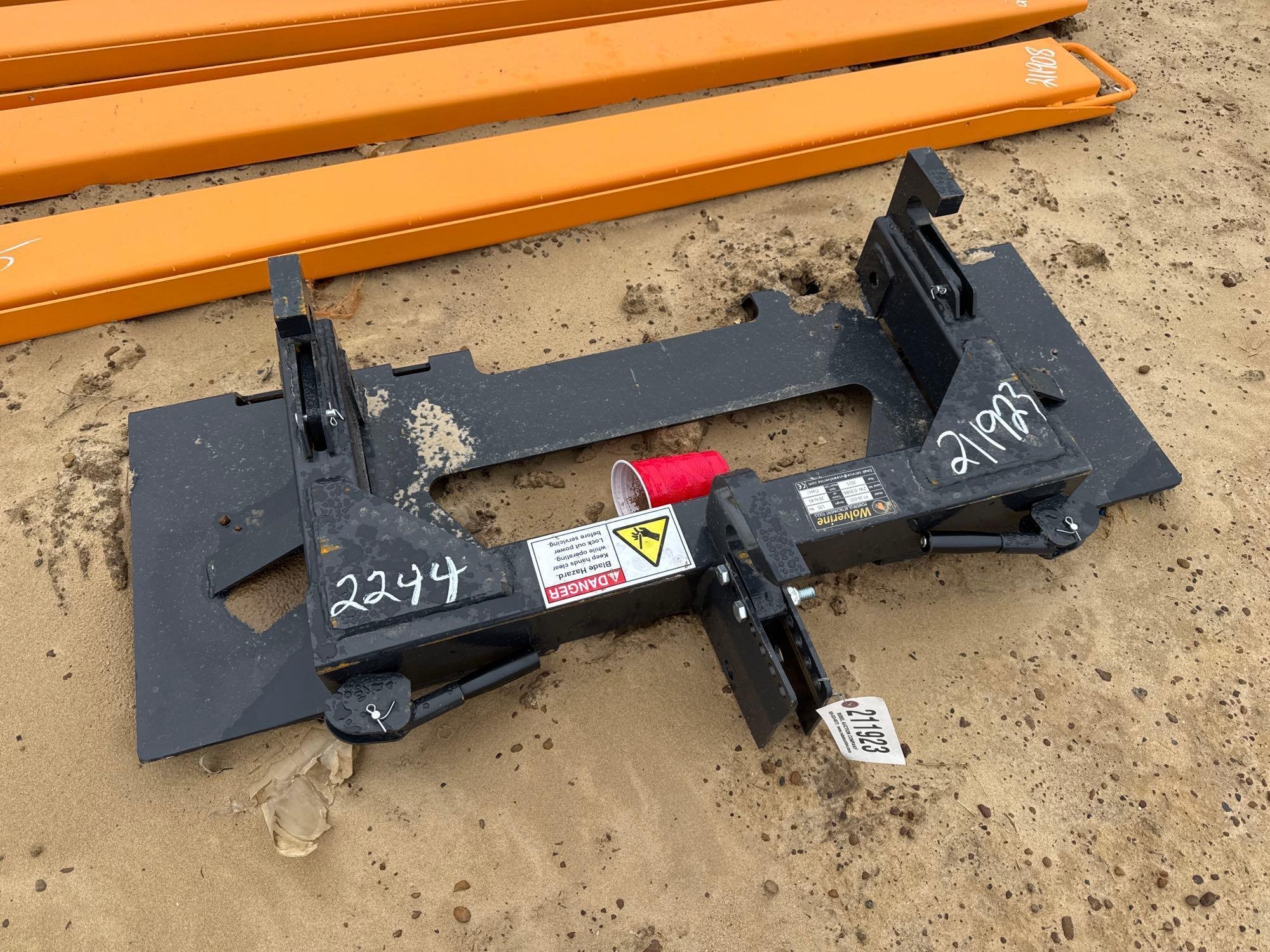 UNUSED WOLVERINE PT-16-01C 3 PT QUICK TACH (A64281)