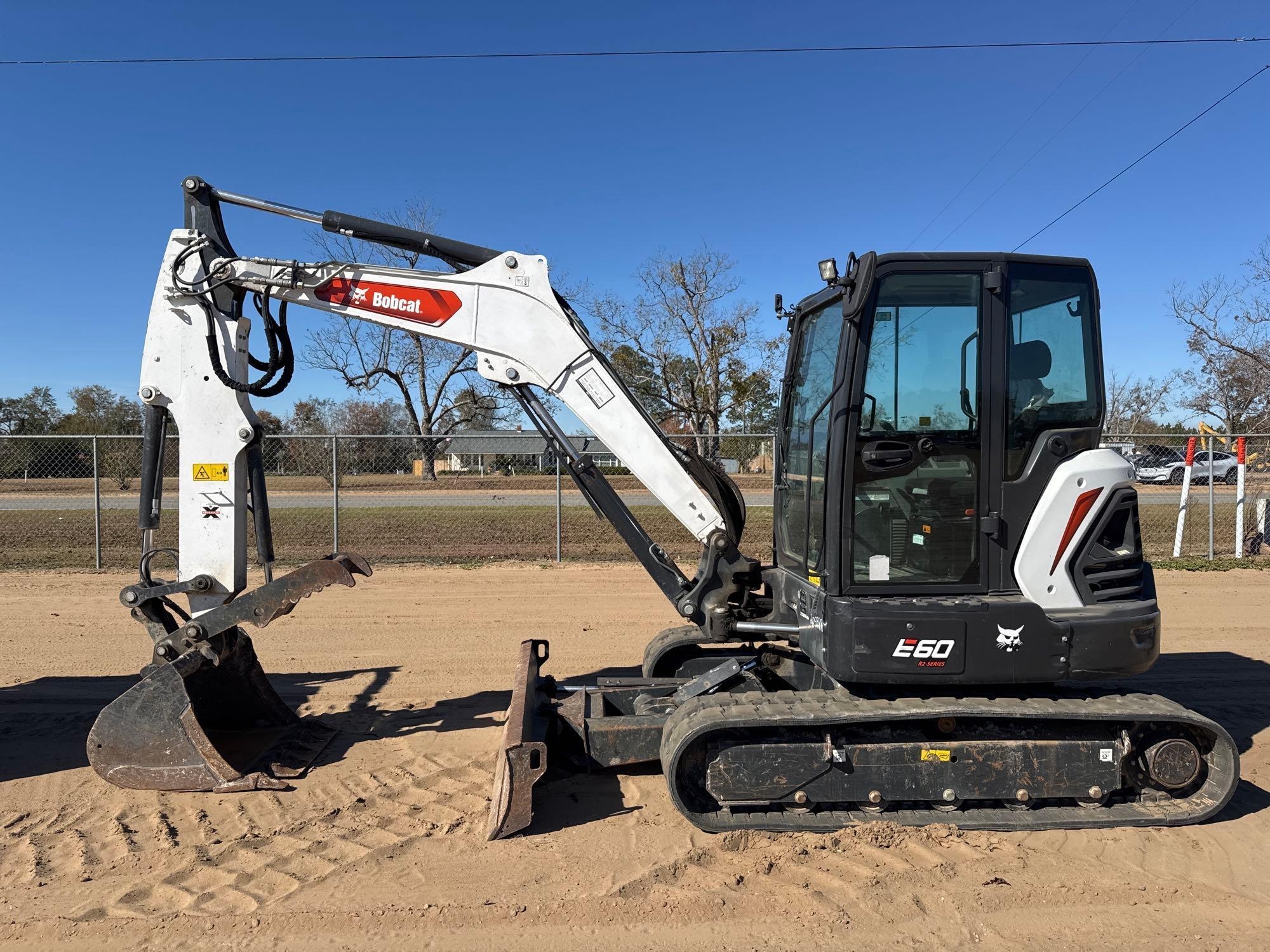 2022 BOBCAT E60 R2-SERIES EXCAVATOR (A52709)