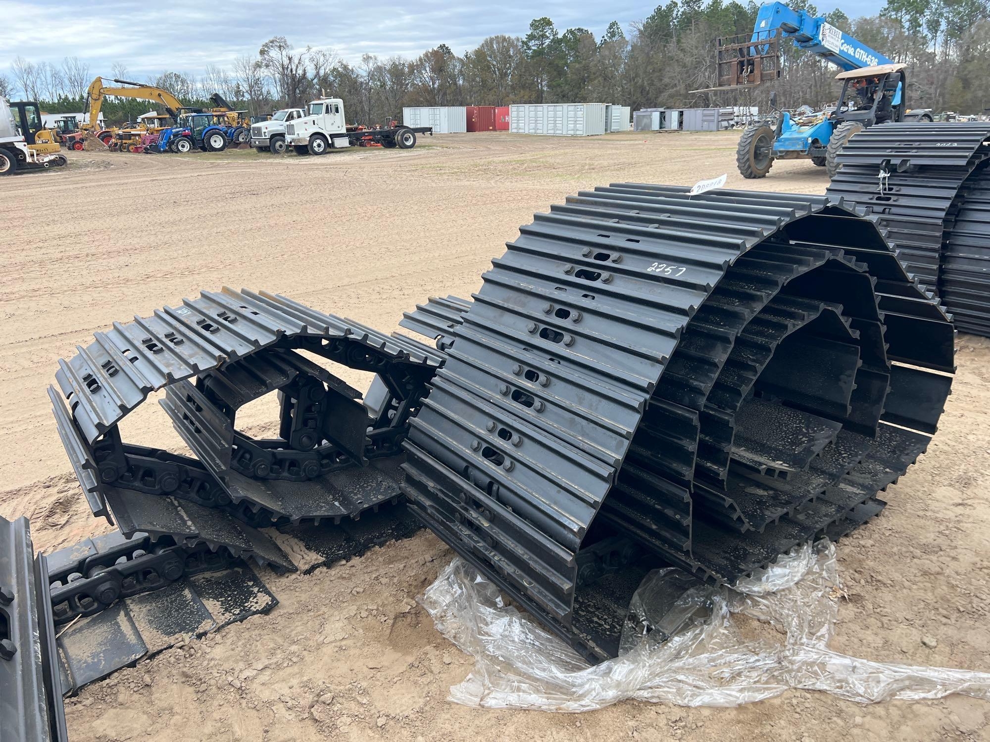 (2) UNUSED 31" X 8 MM EXCAVATOR TRACKS W/ PINS (A60432)