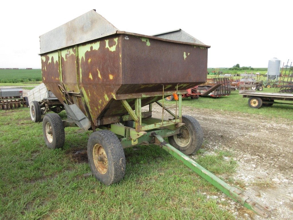 Parker 250 bu Gravity Wagon (A50515)