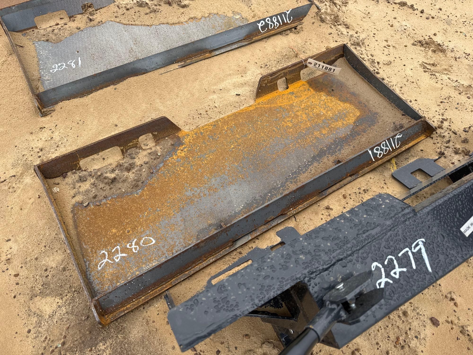 UNUSED WOLVERINE UNIVERSAL MOUNTING PLATE (A64281)