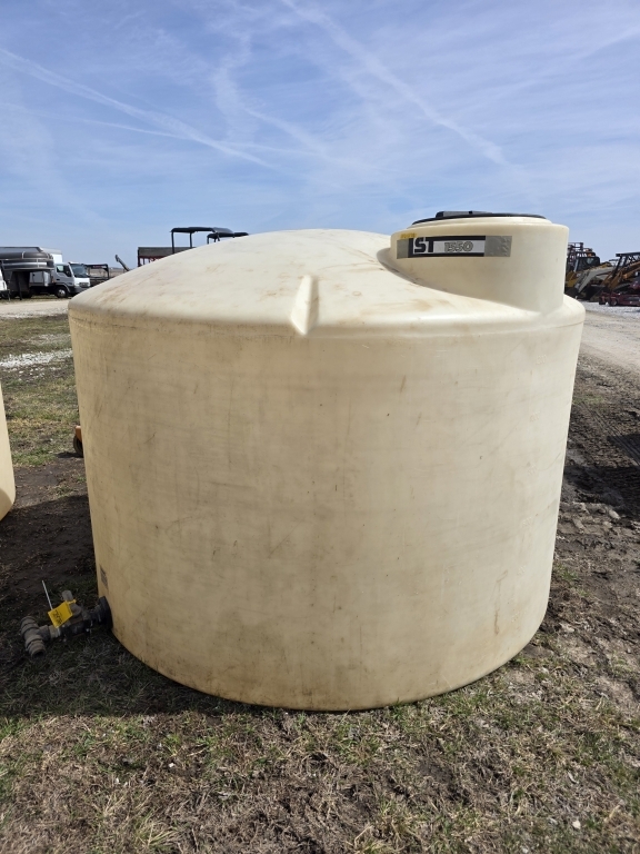 1500 gal Poly Tank (A66408)