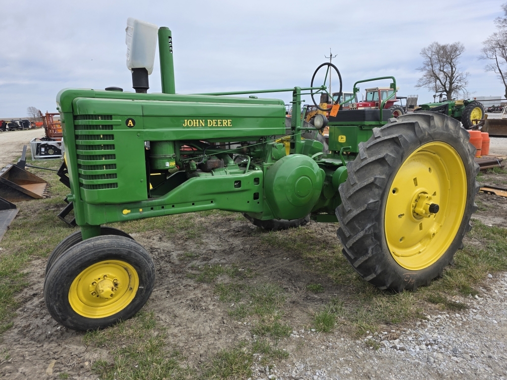 1952 John Deere A Tractor (A66408)