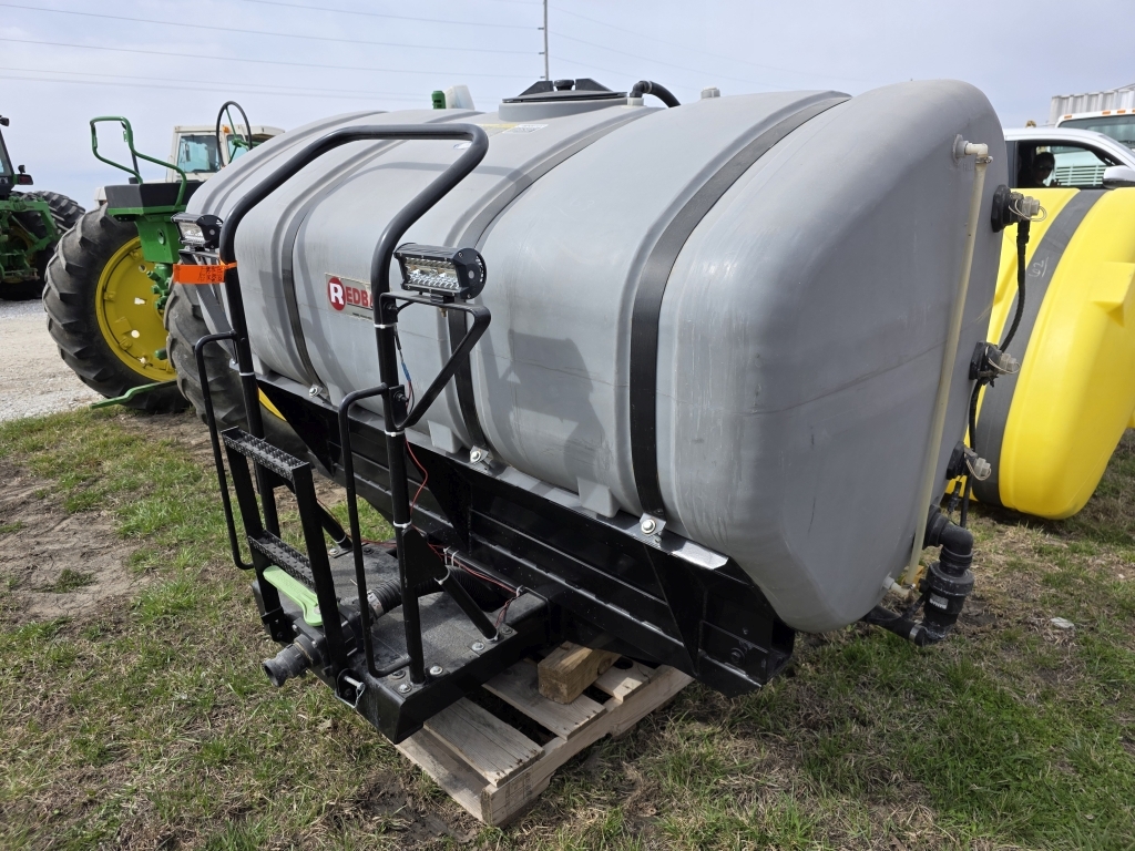 3Pt Poly Red Ball Tank (A66408)